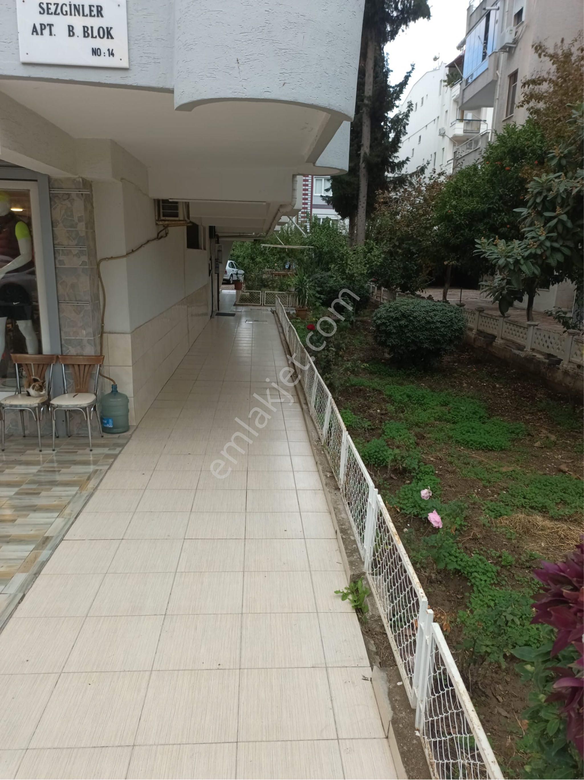 Konyaaltı Liman Mah.denize 1 Dakika Ayrı Mutfaklı Bahçeli Daire - Görsel 14