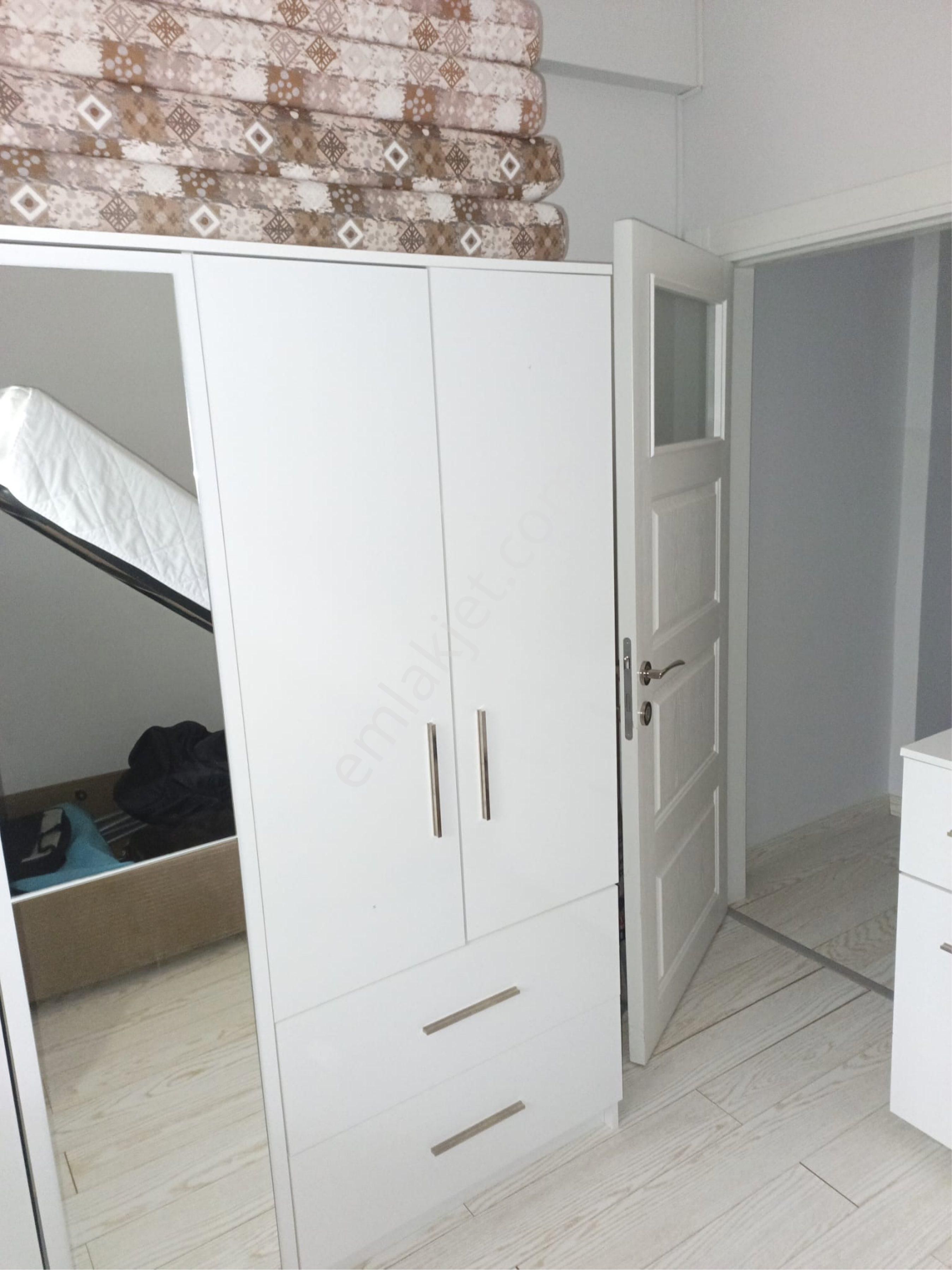 Konyaaltı Liman Mah.denize 1 Dakika Ayrı Mutfaklı Bahçeli Daire - Görsel 7