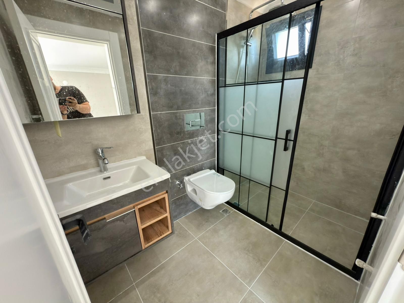 Didim Hisar Mah. 3+1 Açık Mutfaklı Sıfır Ve Lüx Teraslı Ön Cepheli İkiz Trıplex Villamız Satışdadır - Görsel 24