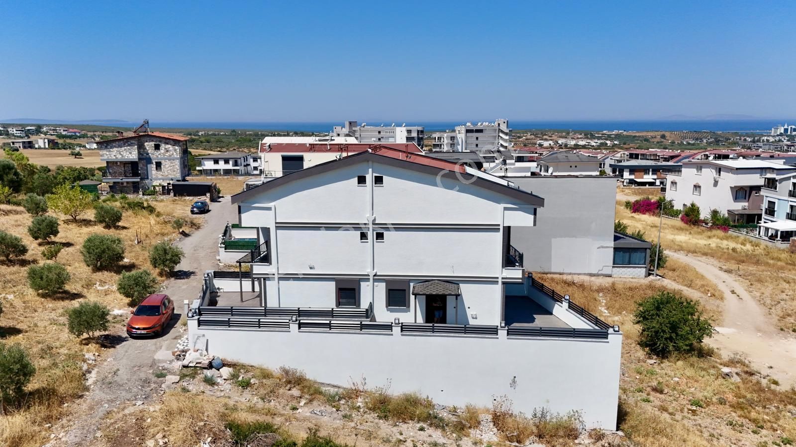 Didim Hisar Mah. 3+1 Açık Mutfaklı Sıfır Ve Lüx Teraslı Ön Cepheli İkiz Trıplex Villamız Satışdadır - Görsel 21