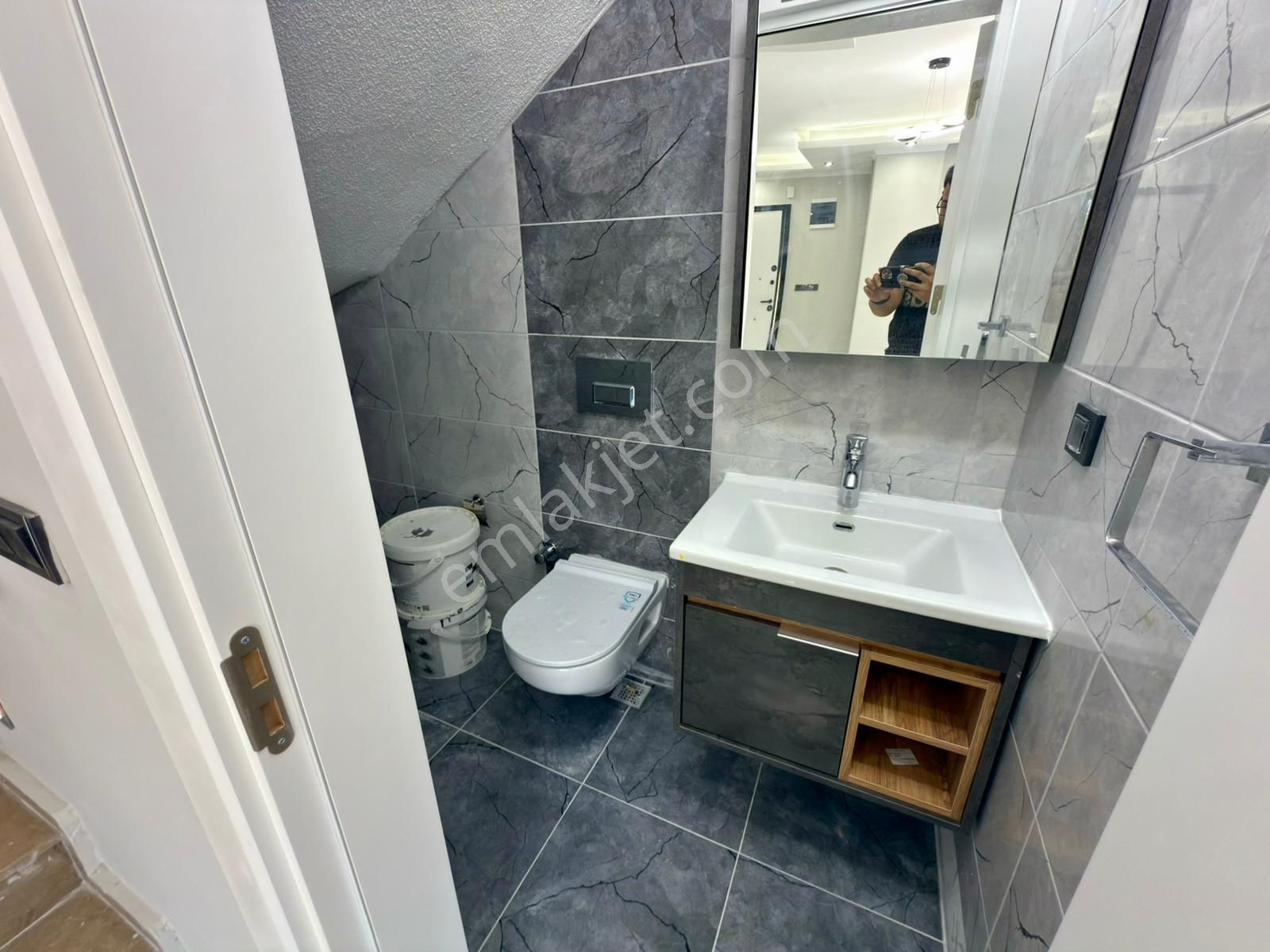 Didim Hisar Mah. 3+1 Açık Mutfaklı Sıfır Ve Lüx Teraslı Ön Cepheli İkiz Trıplex Villamız Satışdadır - Görsel 12