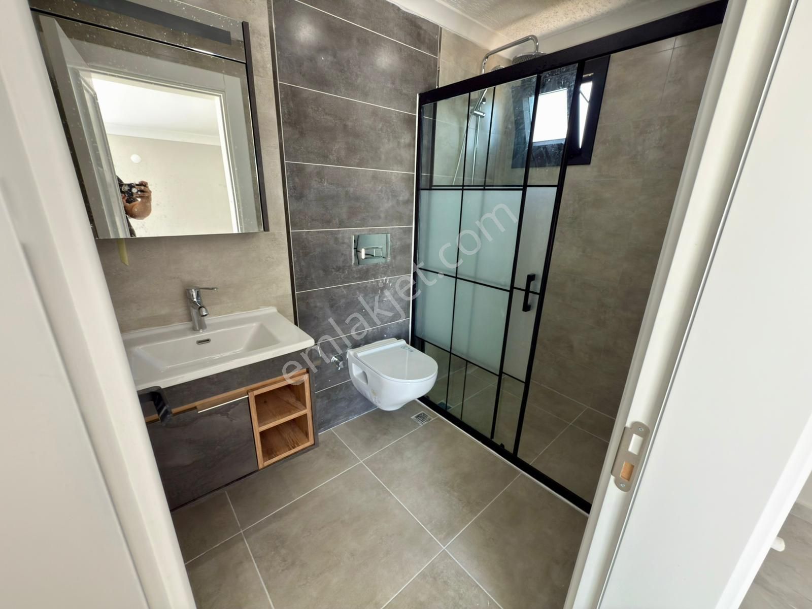 Didim Hisar Mah. 3+1 Açık Mutfaklı Sıfır Ve Lüx Teraslı Ön Cepheli İkiz Trıplex Villamız Satışdadır - Görsel 14