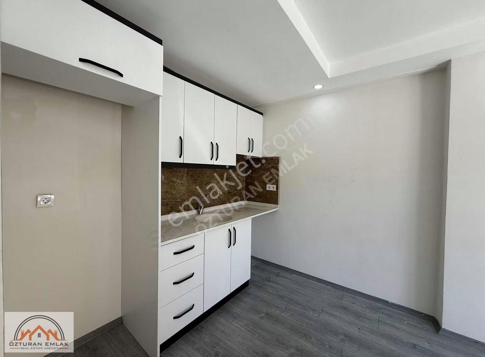 Kuşadası Davutlarda Kiralık 1+1 Daire - Görsel 2