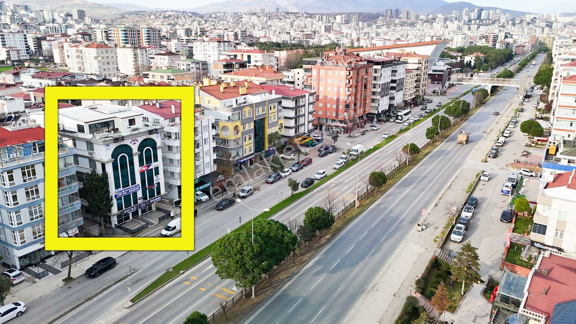 Anayola Cephe 200 M2 6 Oda Mutfak 2 Wc Li Ofis - Görsel 3