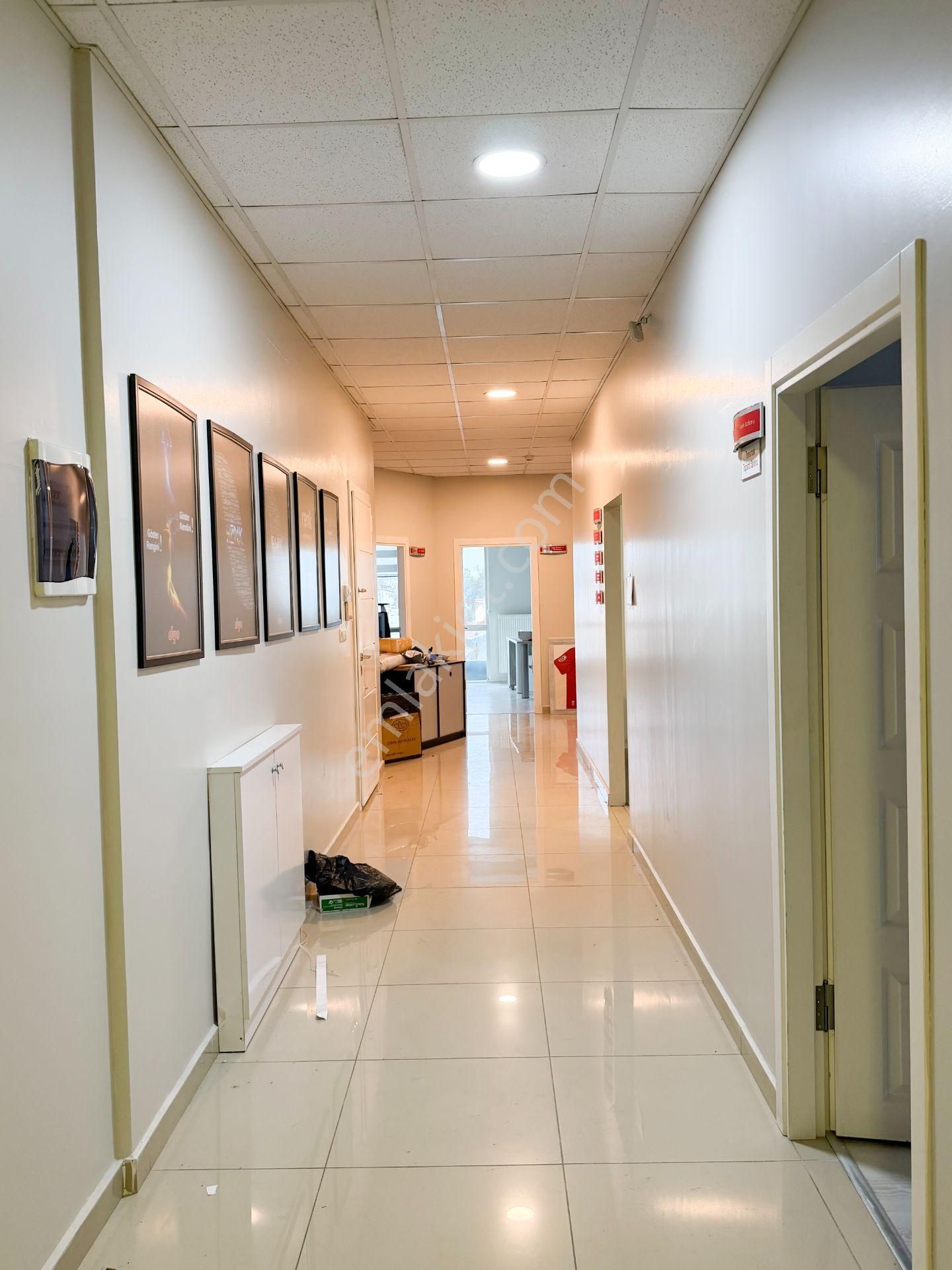 Anayola Cephe 200 M2 6 Oda Mutfak 2 Wc Li Ofis - Görsel 26