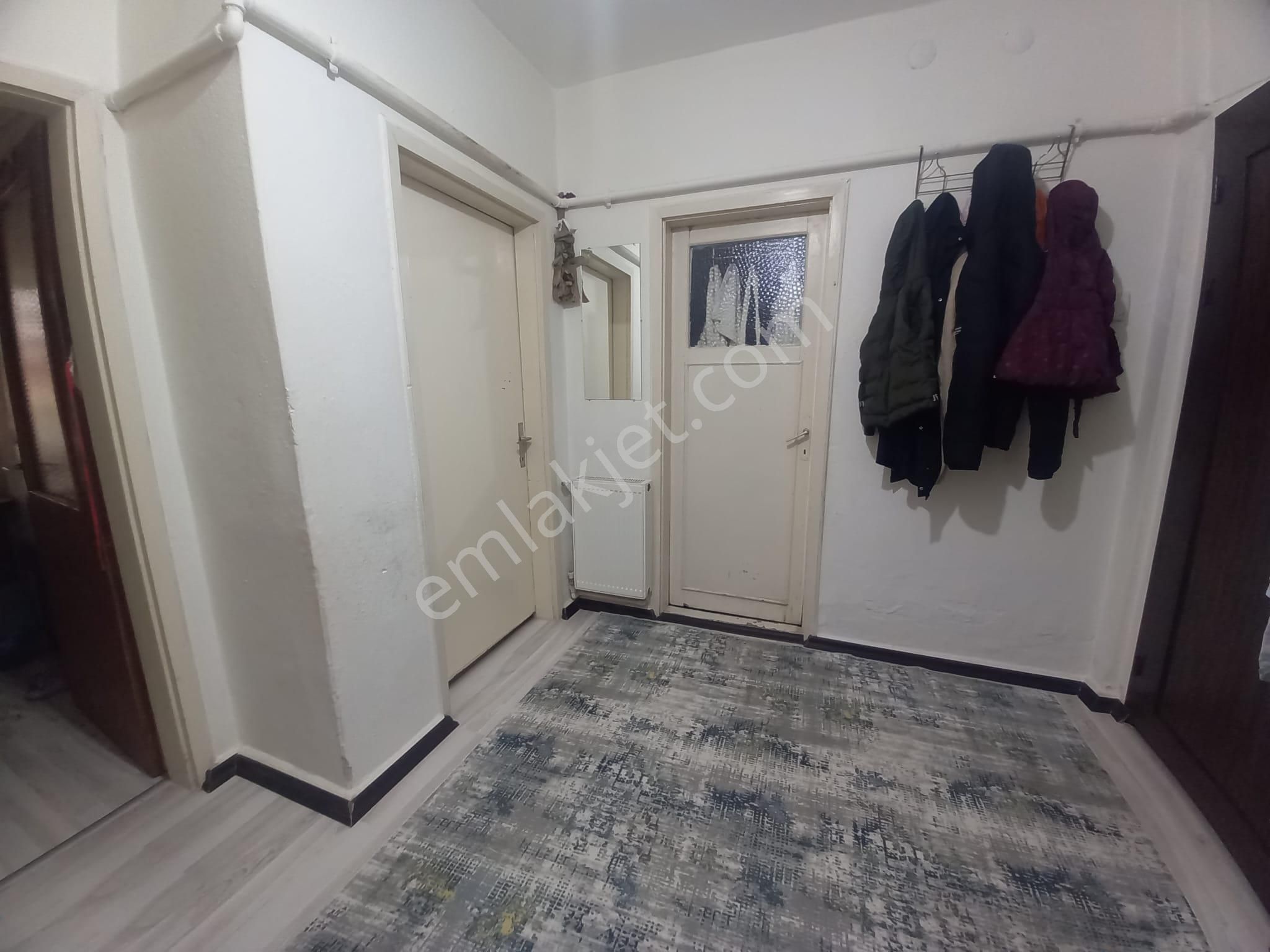 Sincan Tandoğan'da Merkeze Yakın Altta Daire Olan Kelepir Balkonlu Yatırımlık Daire - Görsel 18