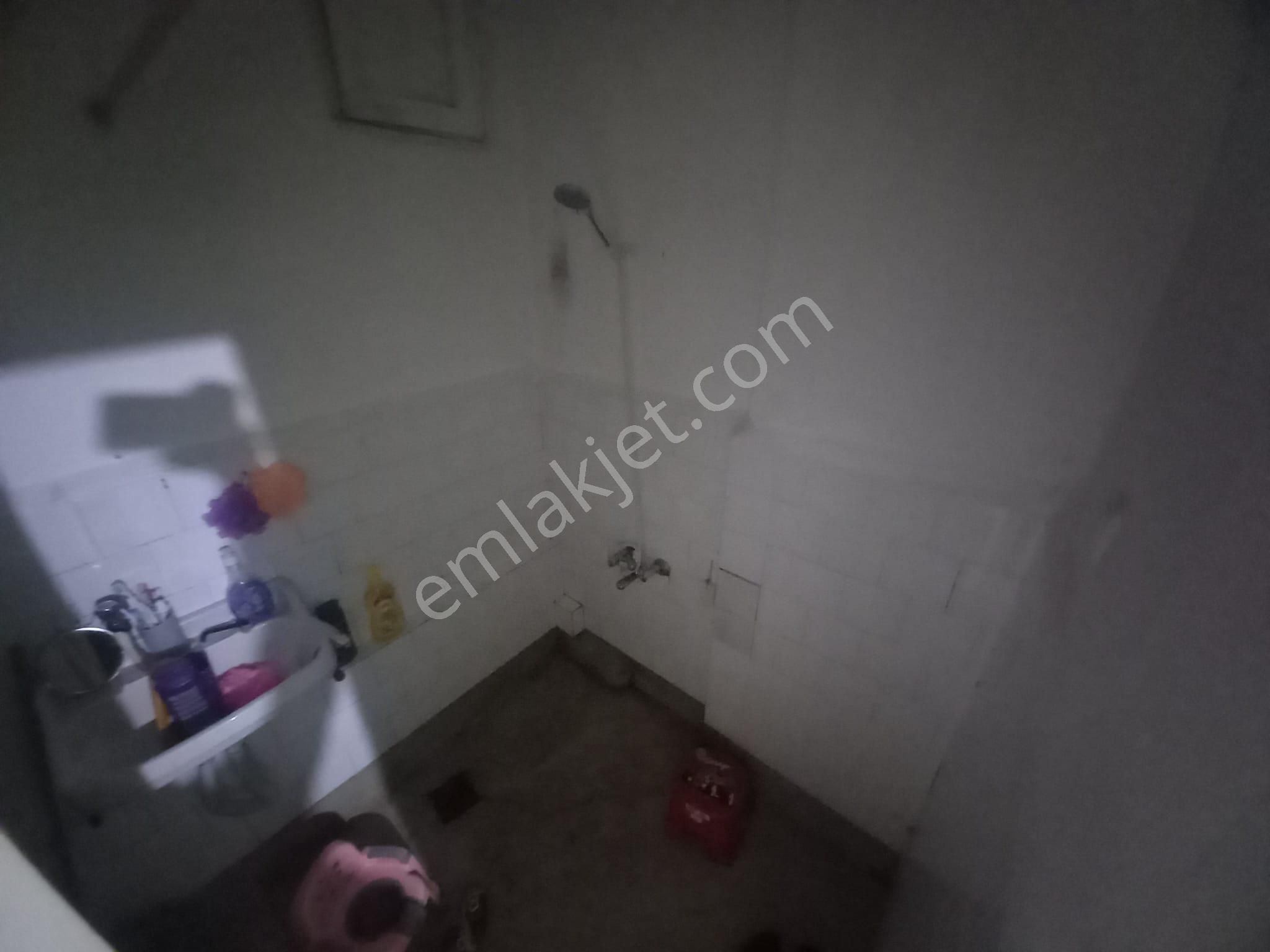 Sincan Tandoğan'da Merkeze Yakın Altta Daire Olan Kelepir Balkonlu Yatırımlık Daire - Görsel 15