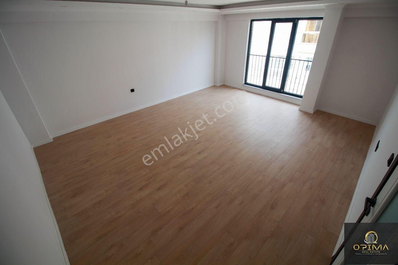 Opima Emlaktan Alaettinde Cadde Üzerinde Sıfır Yaşında 3+1 Satılık Dublexdaire