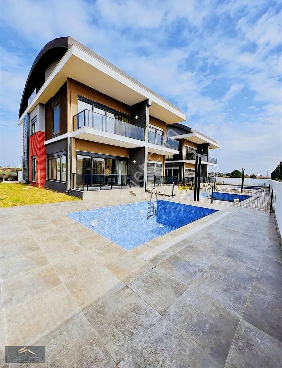 Özdoğan Emlaktan Altınkale De 4+1 220m2 Havuzlu 3 Katlı Trıblex - Görsel 15