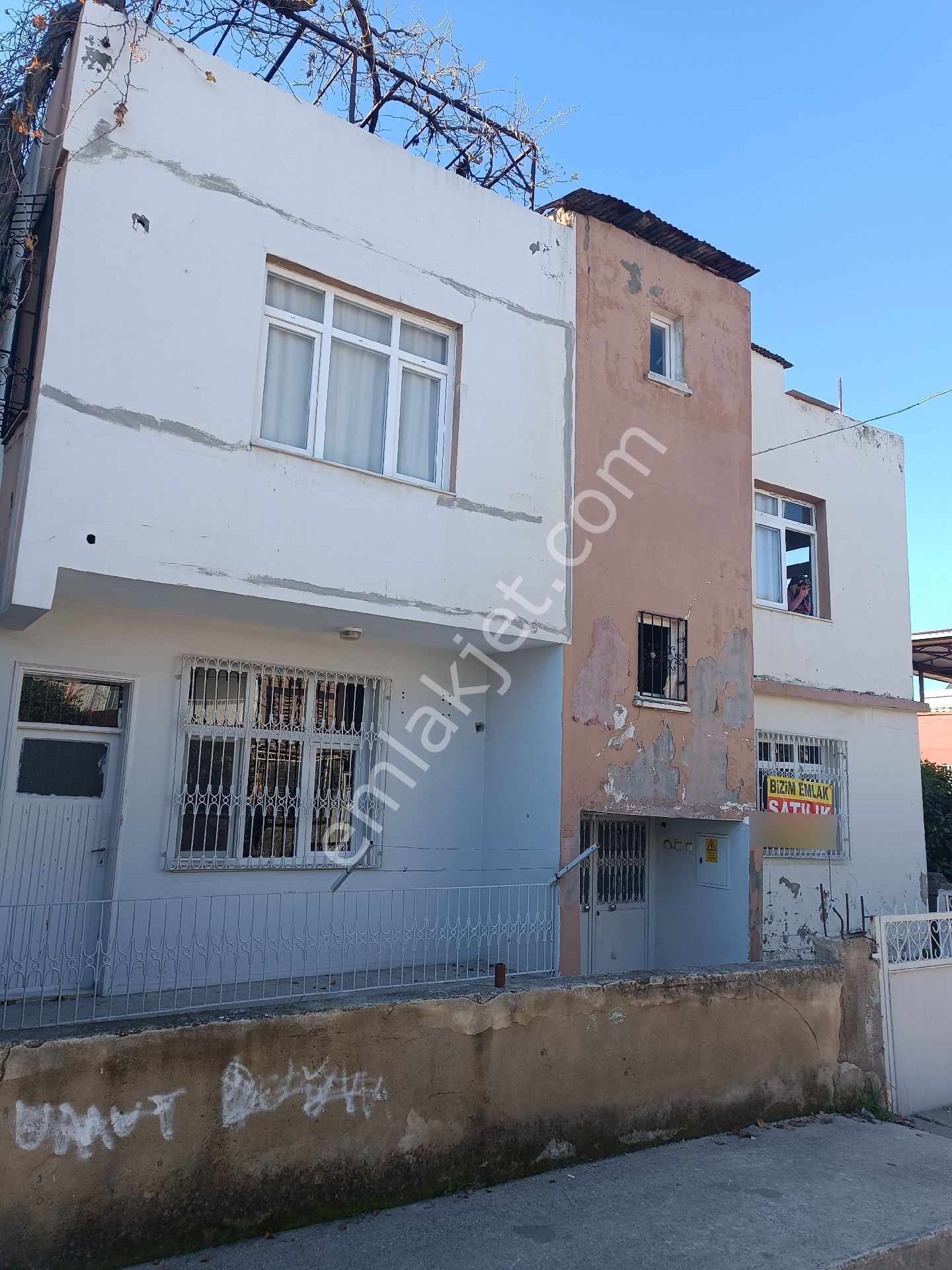 Bizim Emlak'tan Ferahimşalvuzda 288 M2 Arsa İçinde 2 Katlı 2+1 Satılık Müstakil Ev