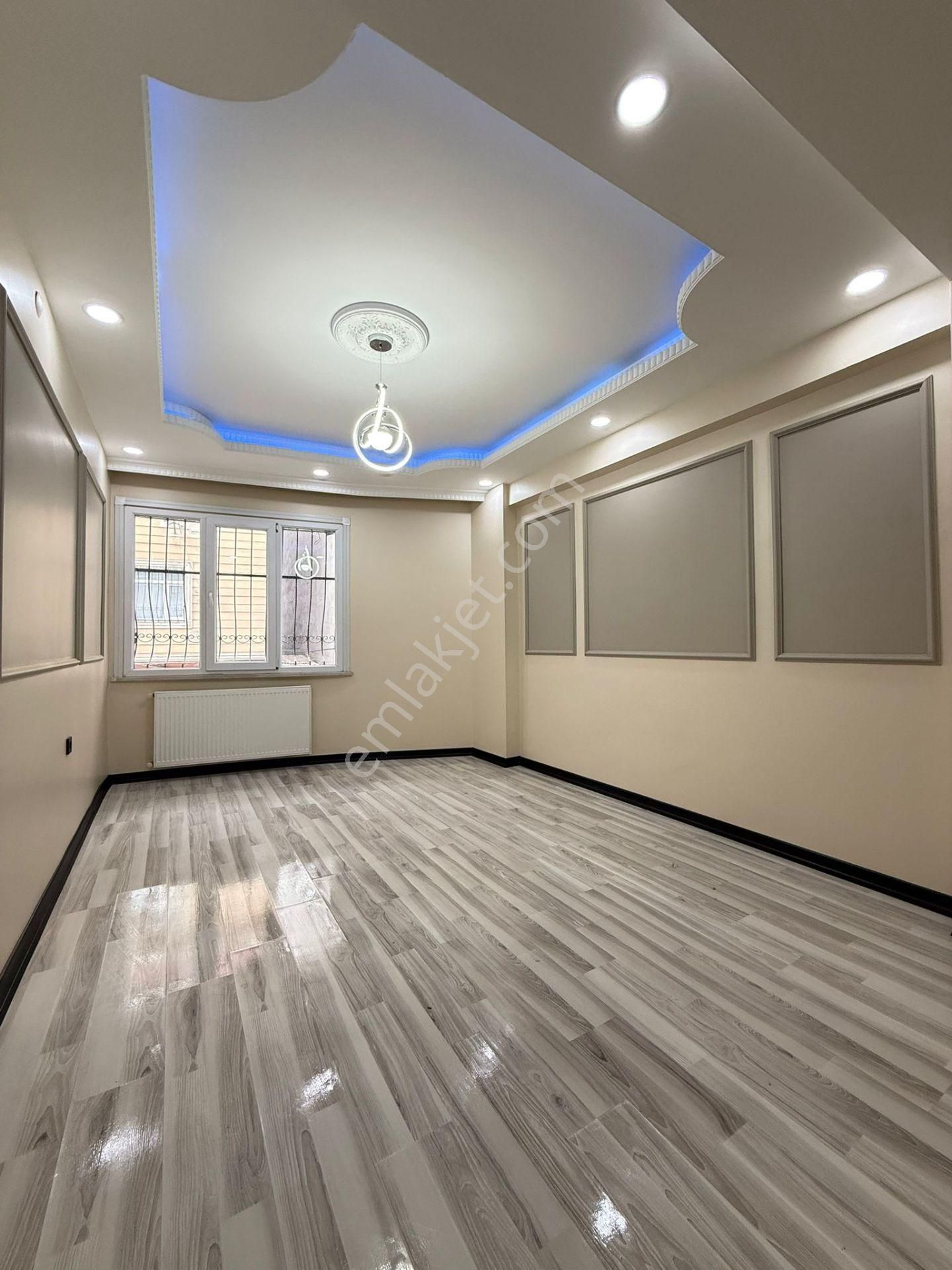 Yunus Emre Mahallesinde Lüx Tasarımlı 2+1 Kiralık Daire - Görsel 5