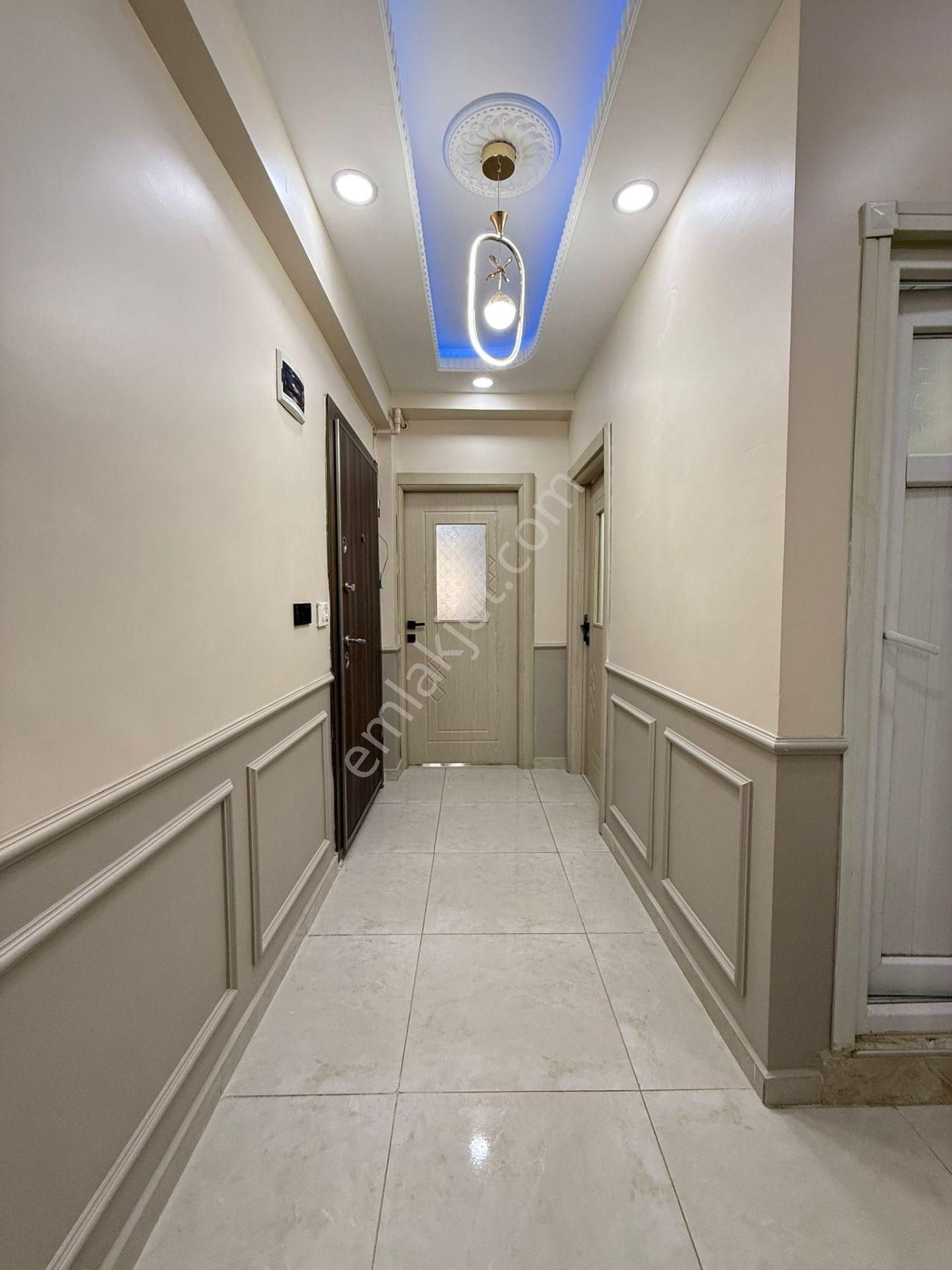 Yunus Emre Mahallesinde Lüx Tasarımlı 2+1 Kiralık Daire - Görsel 22