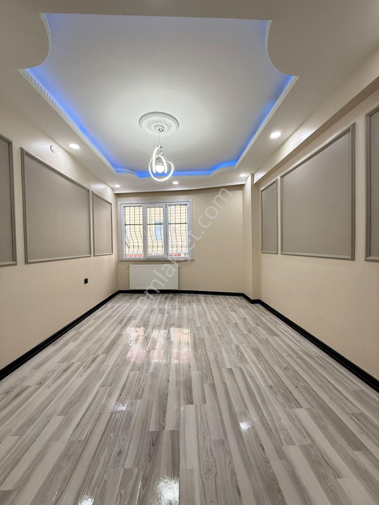 Yunus Emre Mahallesinde Lüx Tasarımlı 2+1 Kiralık Daire - Görsel 3