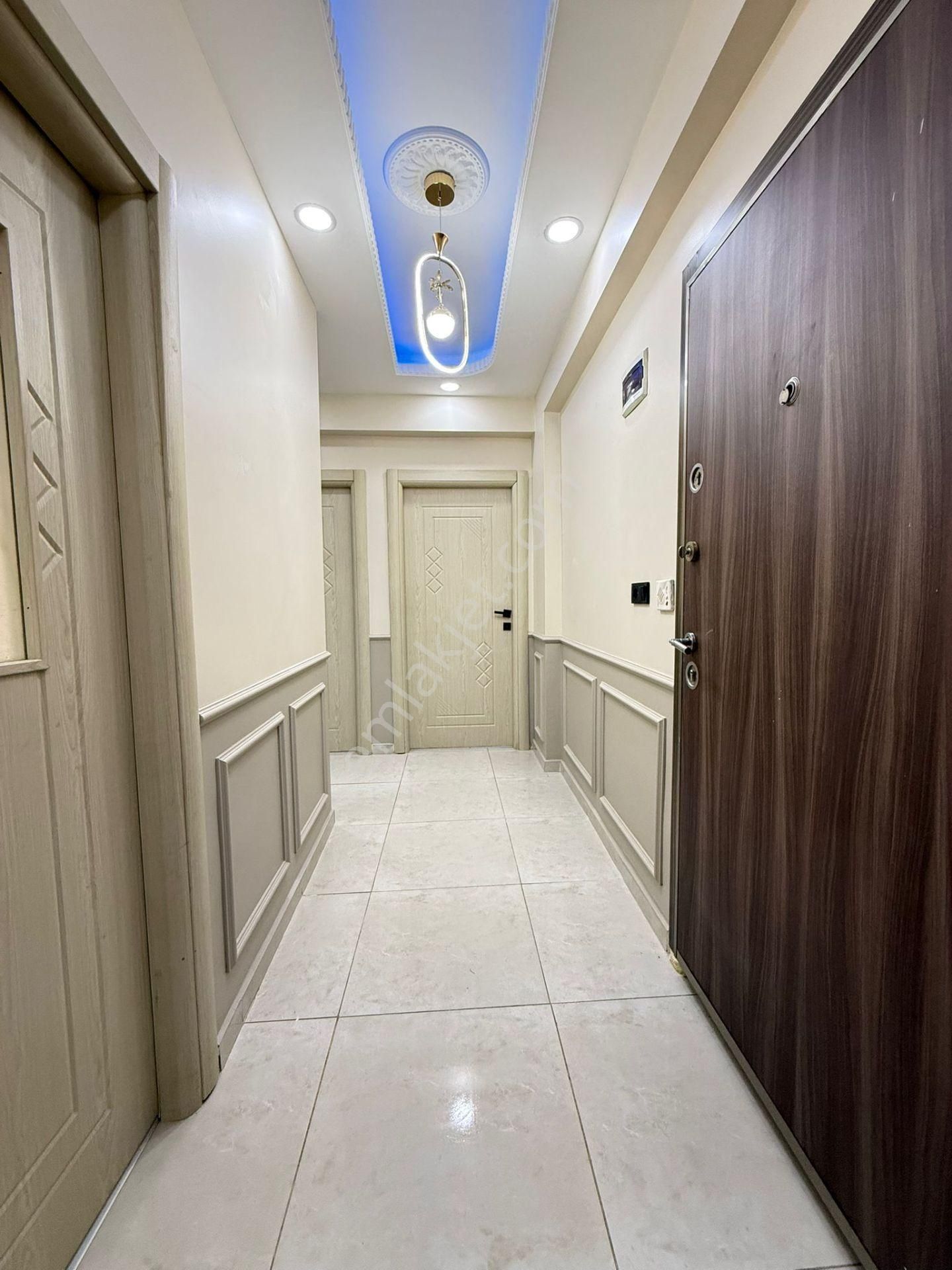 Yunus Emre Mahallesinde Lüx Tasarımlı 2+1 Kiralık Daire - Görsel 23