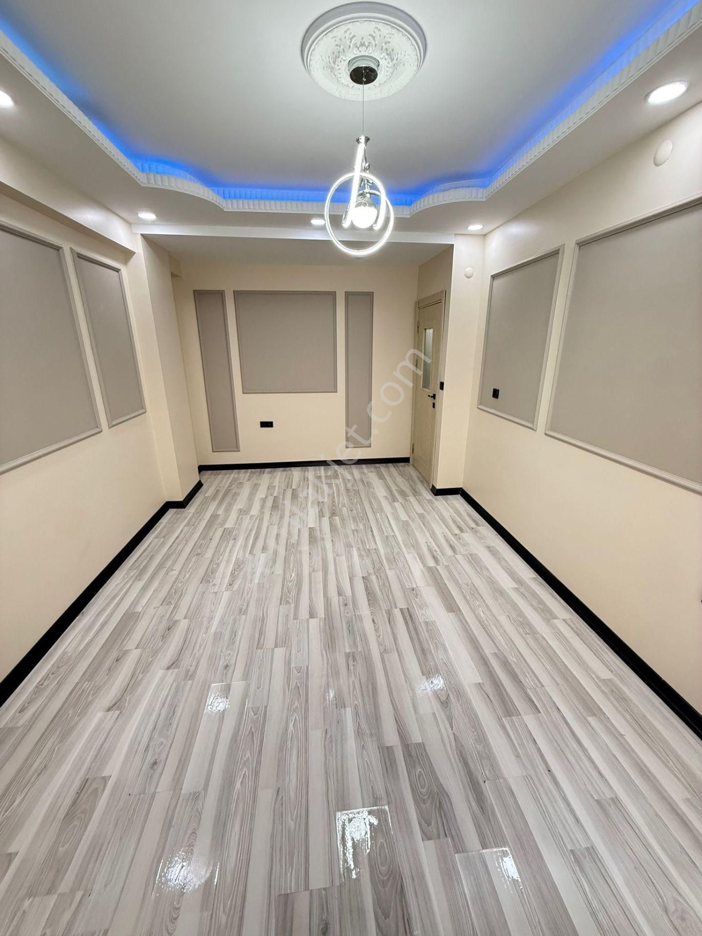 Yunus Emre Mahallesinde Lüx Tasarımlı 2+1 Kiralık Daire - Görsel 8