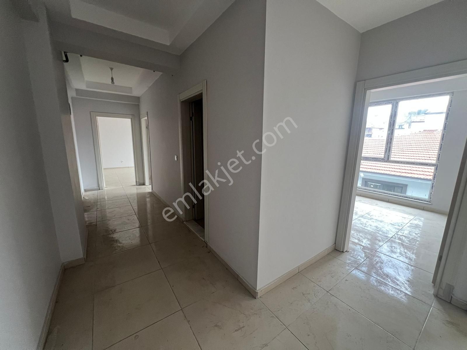 Kaynarca Merkezde Satılık 88 M2 Sıfır Lüks 2+1 - Görsel 10
