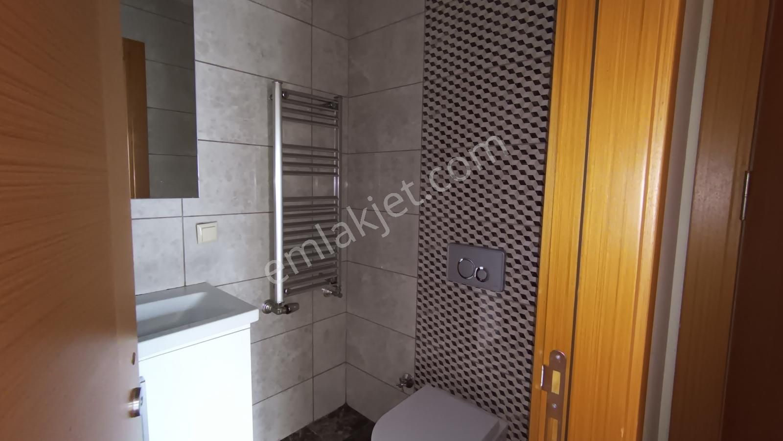 Vaditepe Gölet Cephe Temiz Ferah Geniş Boş 2+1 Kiralık Daire - Görsel 15