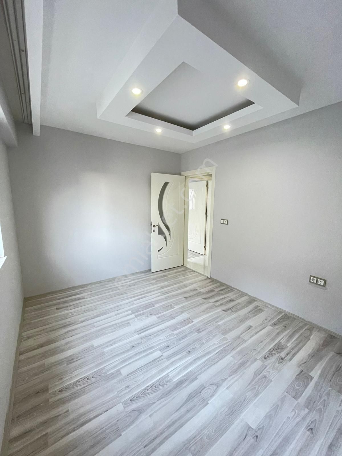 Arakat Asansörlü Geniş Kullanışlı Bağbaşı Mevki 2+1 Satılık Daire - Görsel 9