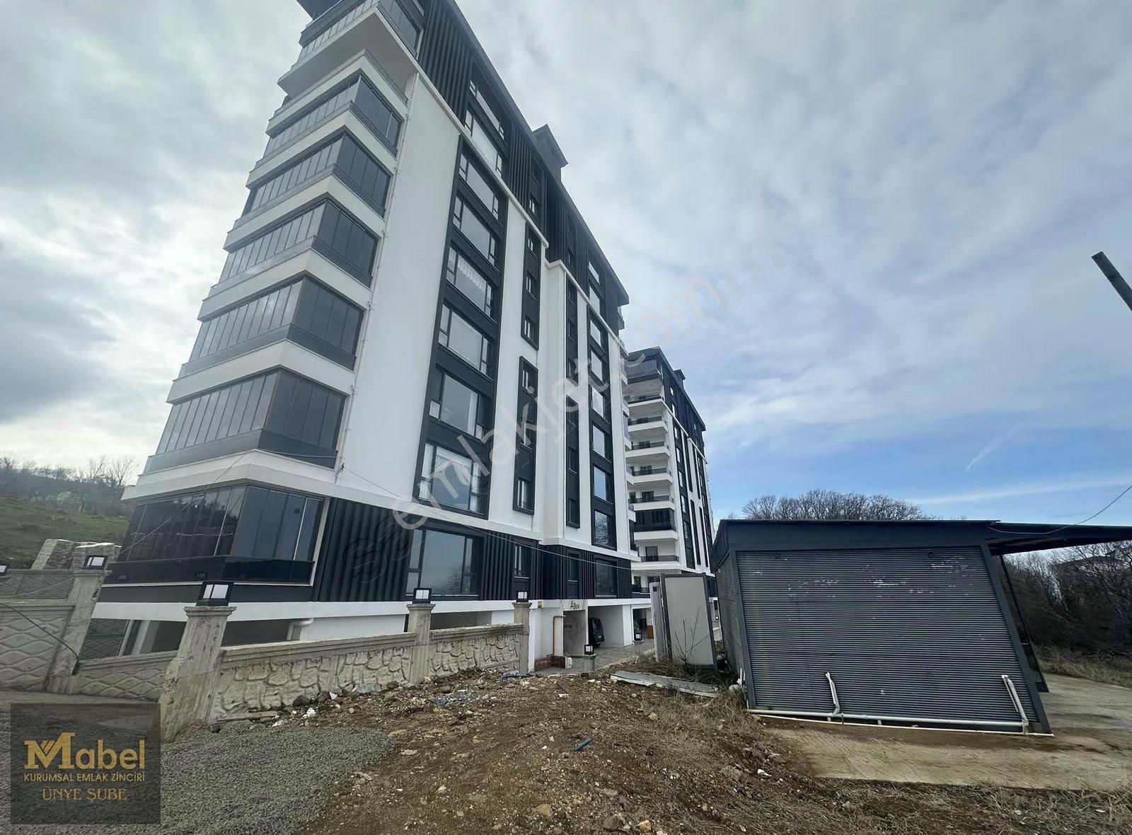 Mabelden Gölevi Mahallesnde Denize Doyacağınız Ultra Lüks Daire