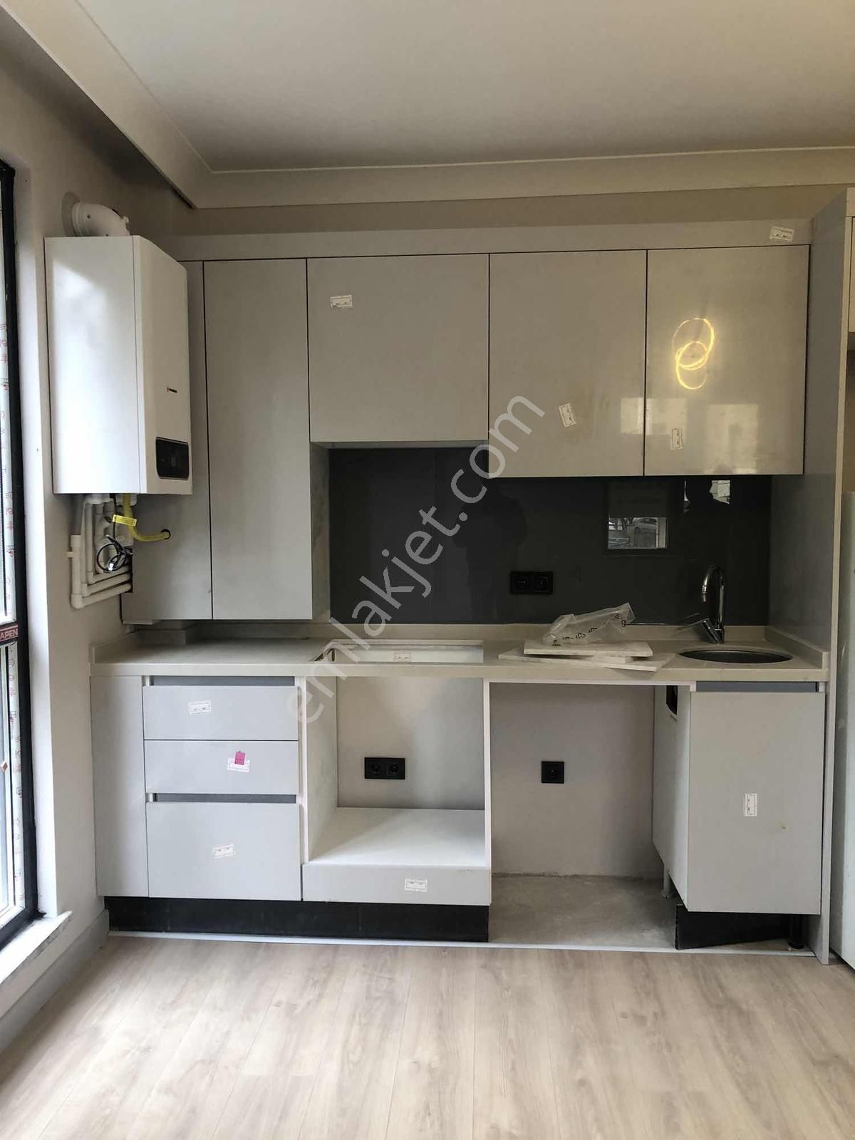 Küçükbakkalköy Bankalara Yakın Lüks 1+ 1 Daire 41.000tl - Görsel 15