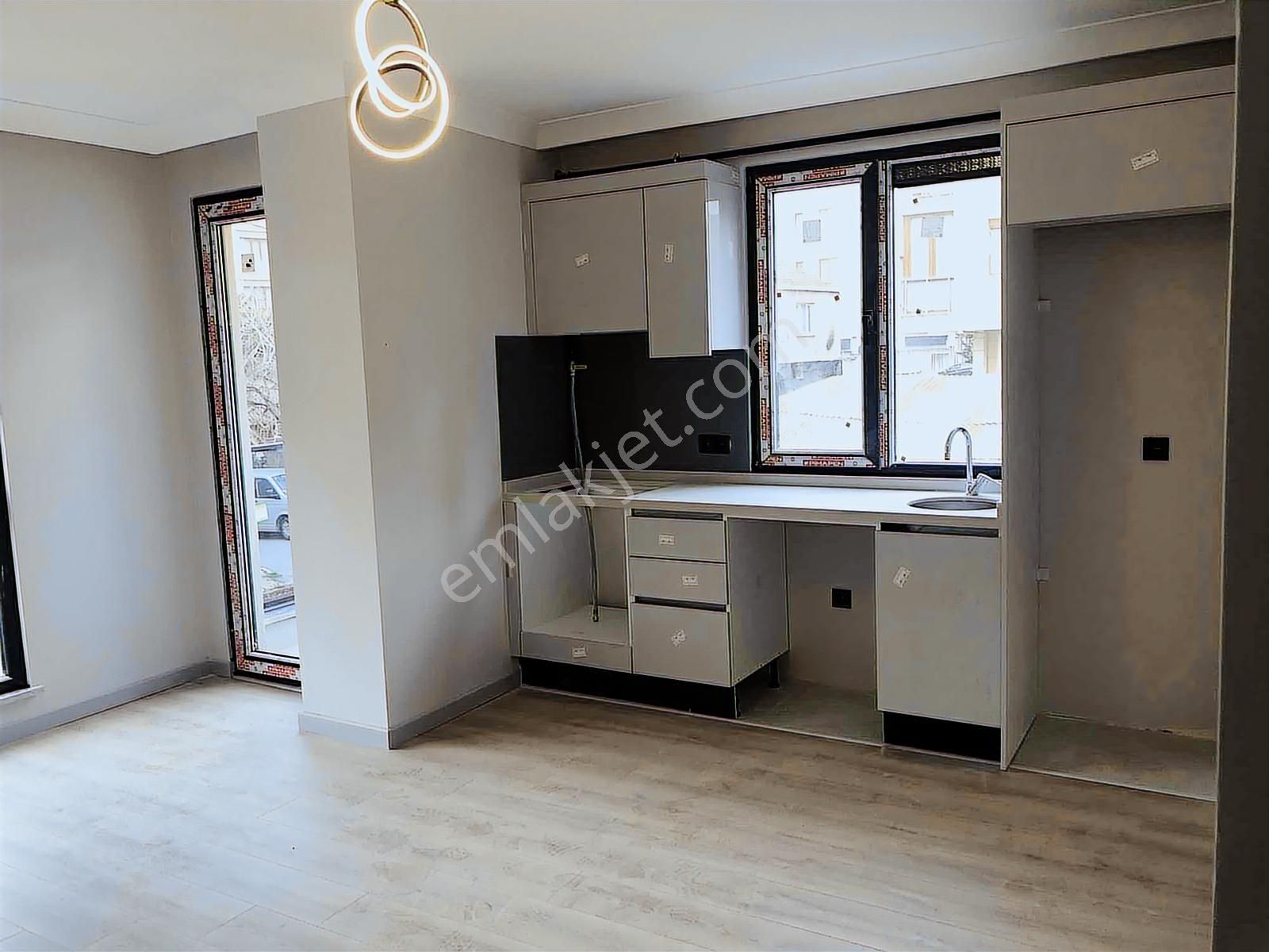 Küçükbakkalköy Bankalara Yakın Lüks 1+ 1 Daire 41.000tl - Görsel 35