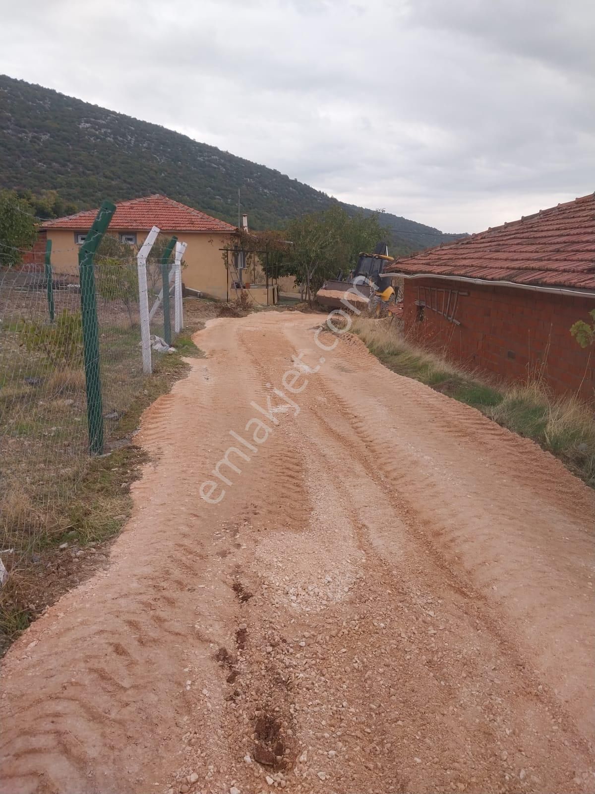 Torbalı Emlak'tan Akhisar Doğankaya'da Doğa Harikası 3190m2 Bahçede 95m2 Müstakil Bağ Evi Satılık - Görsel 14