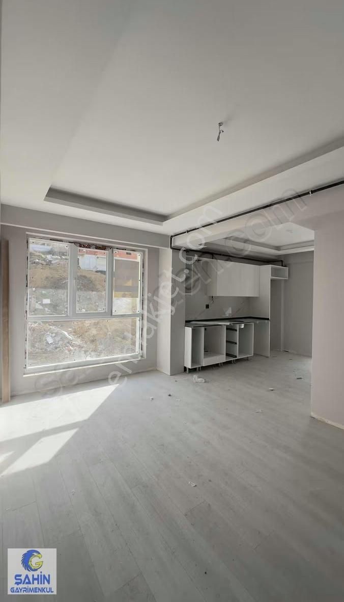 Cobanlıda Geniş Buyu 1+1 Daire - Görsel 3