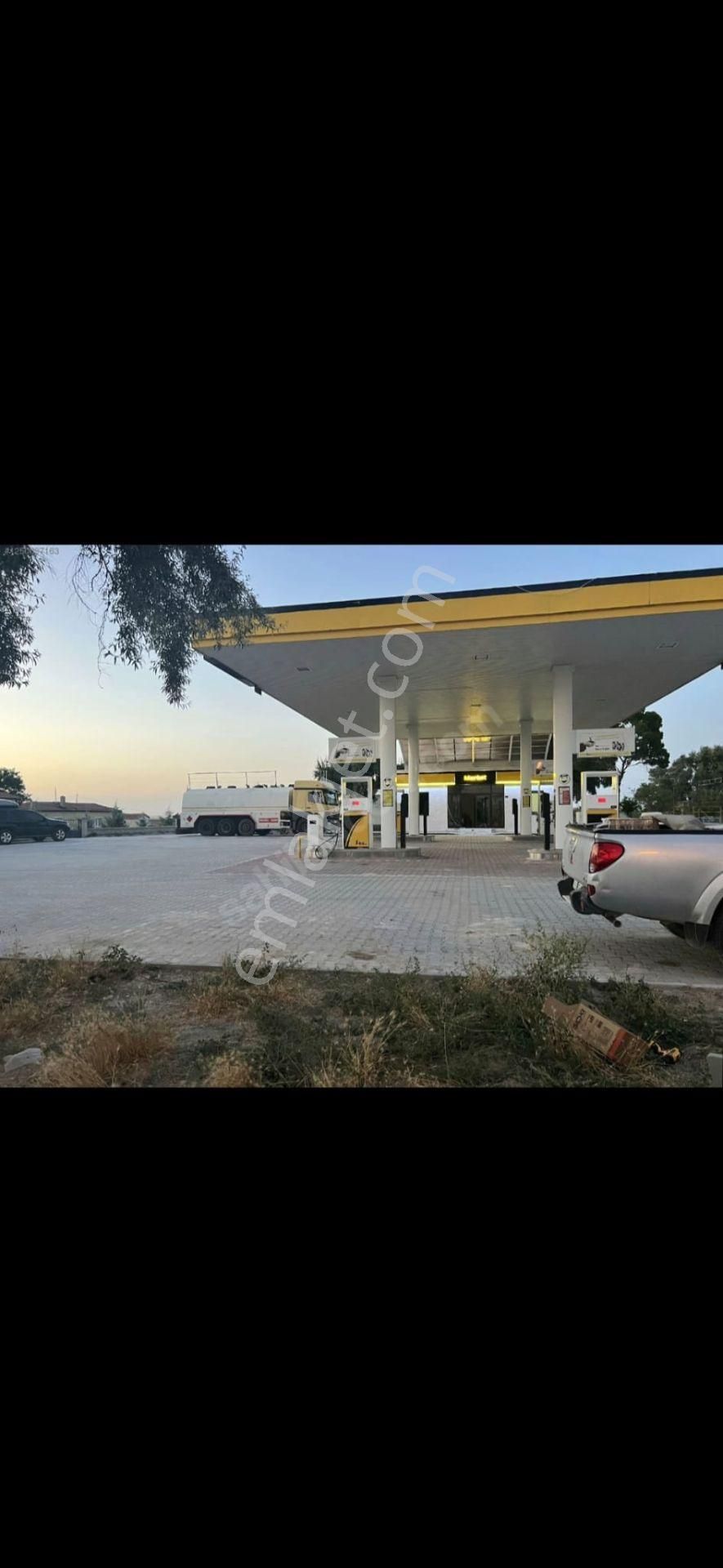 İsa Kavak Gayrimenkul'den Satılık Benzin İstasyonu - Görsel 2
