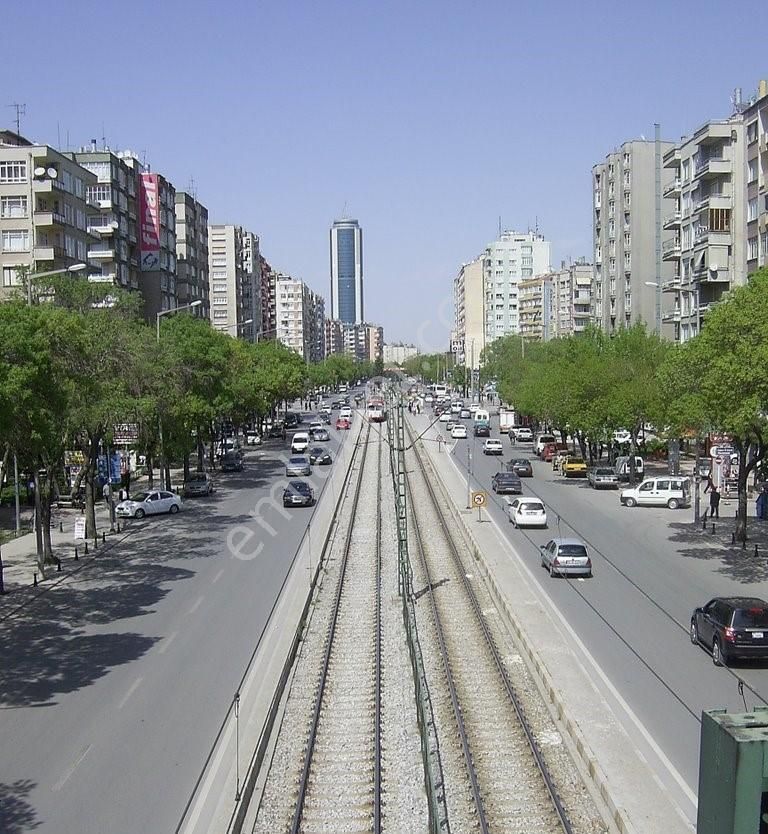 Nalçacı Caddesinde Caddeye Cephe Devren Satılık Ofis