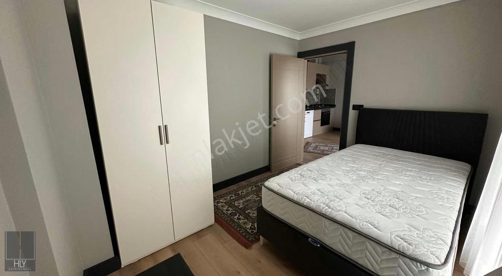 Hly Gayrimenkulden Bahçelievler Mah.de Lüks 1+1 Eşyalı Satılık - Görsel 11