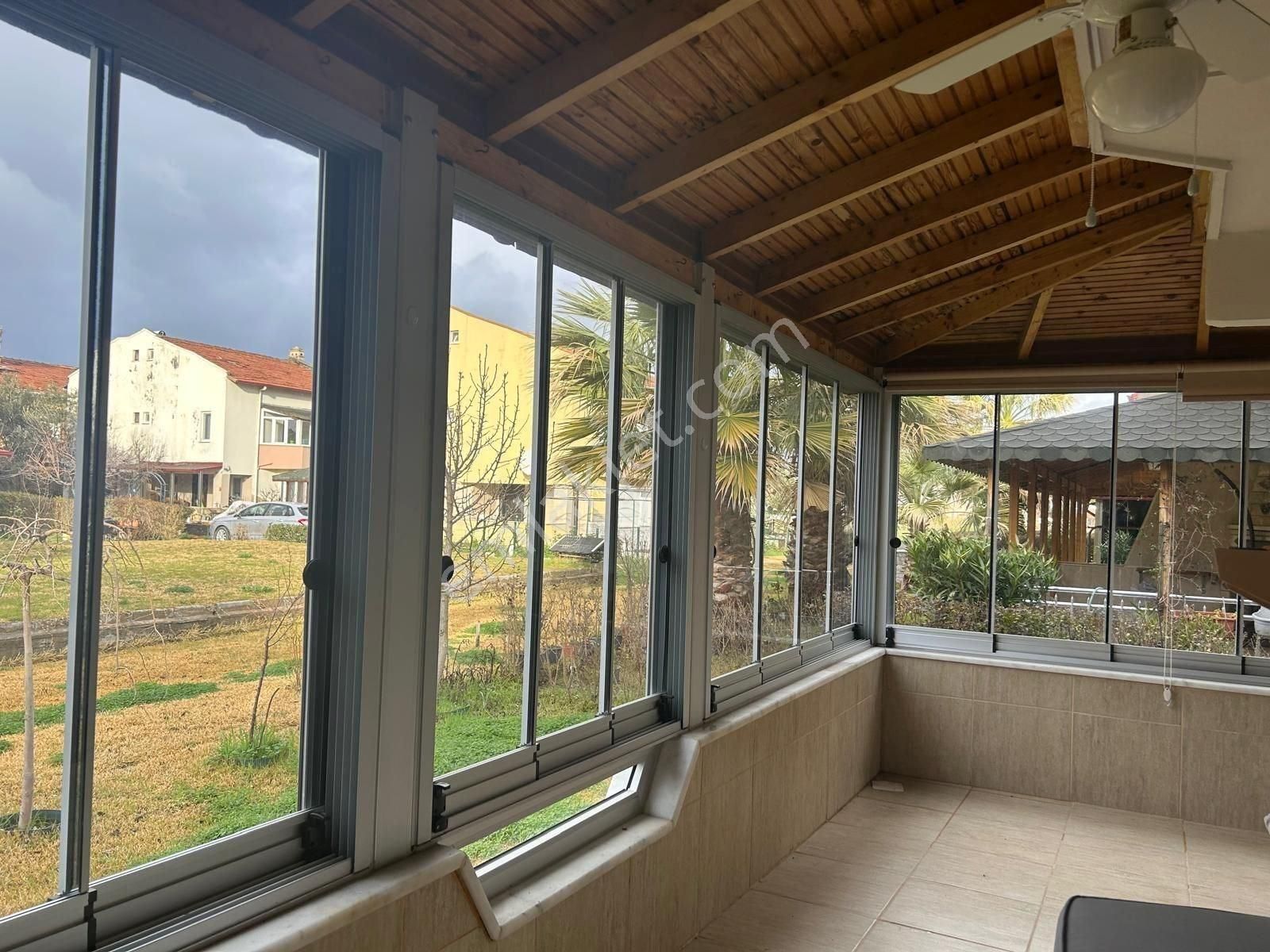 Ayvalık Altınova Akasya Sitesinde Masrafsız Satılık Villa - Görsel 19