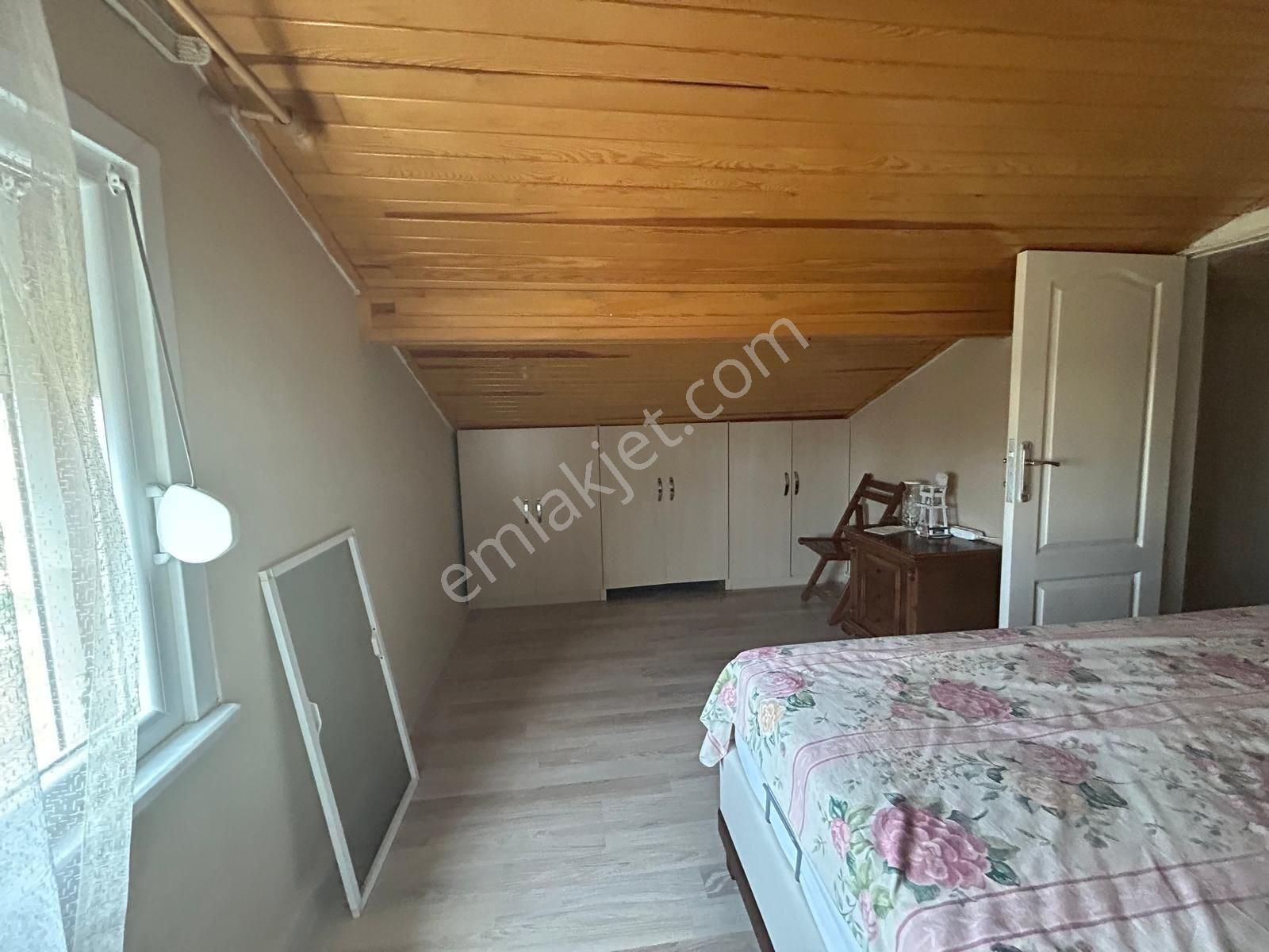 Ayvalık Altınova Akasya Sitesinde Masrafsız Satılık Villa - Görsel 35