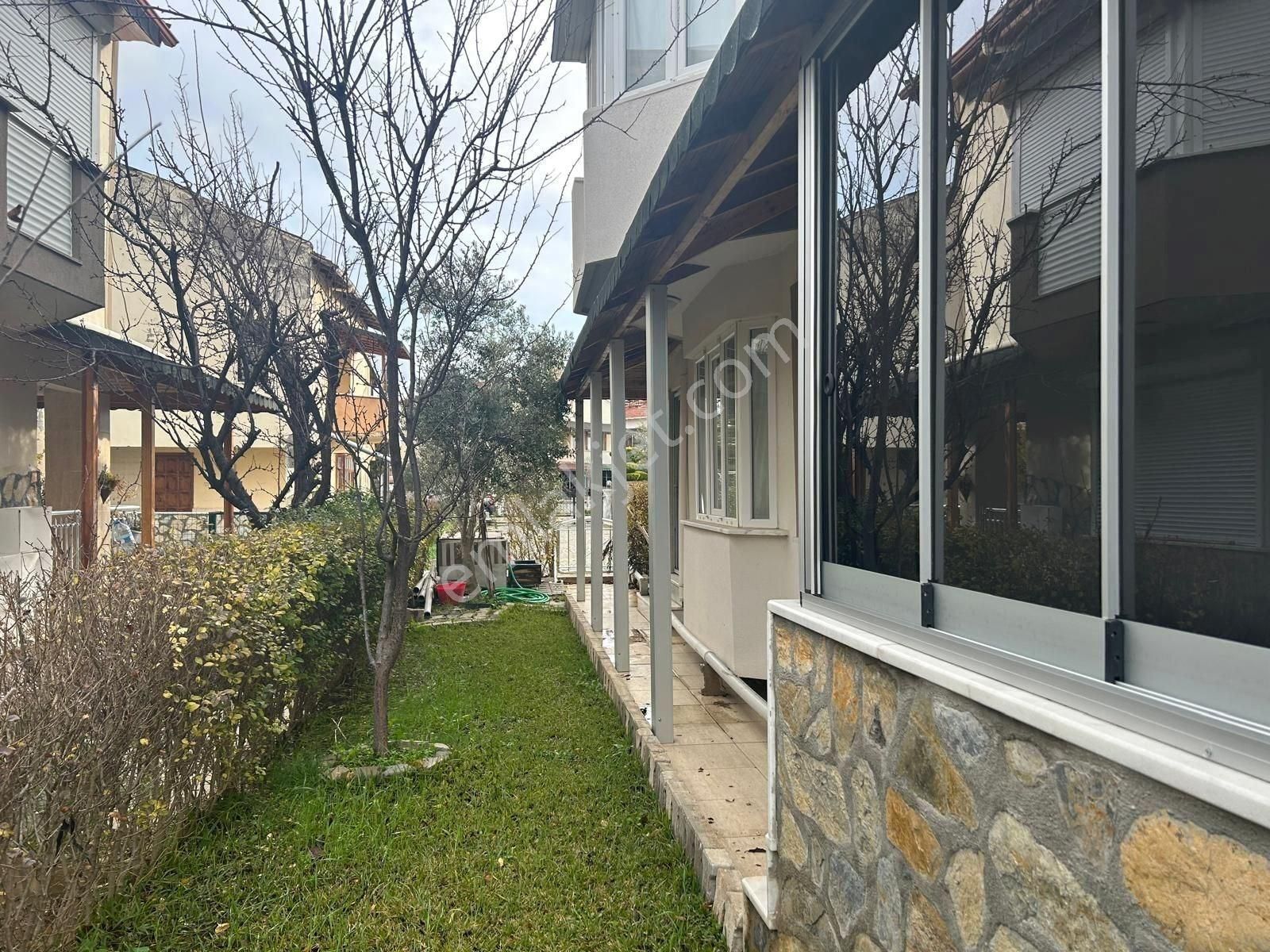 Ayvalık Altınova Akasya Sitesinde Masrafsız Satılık Villa - Görsel 10