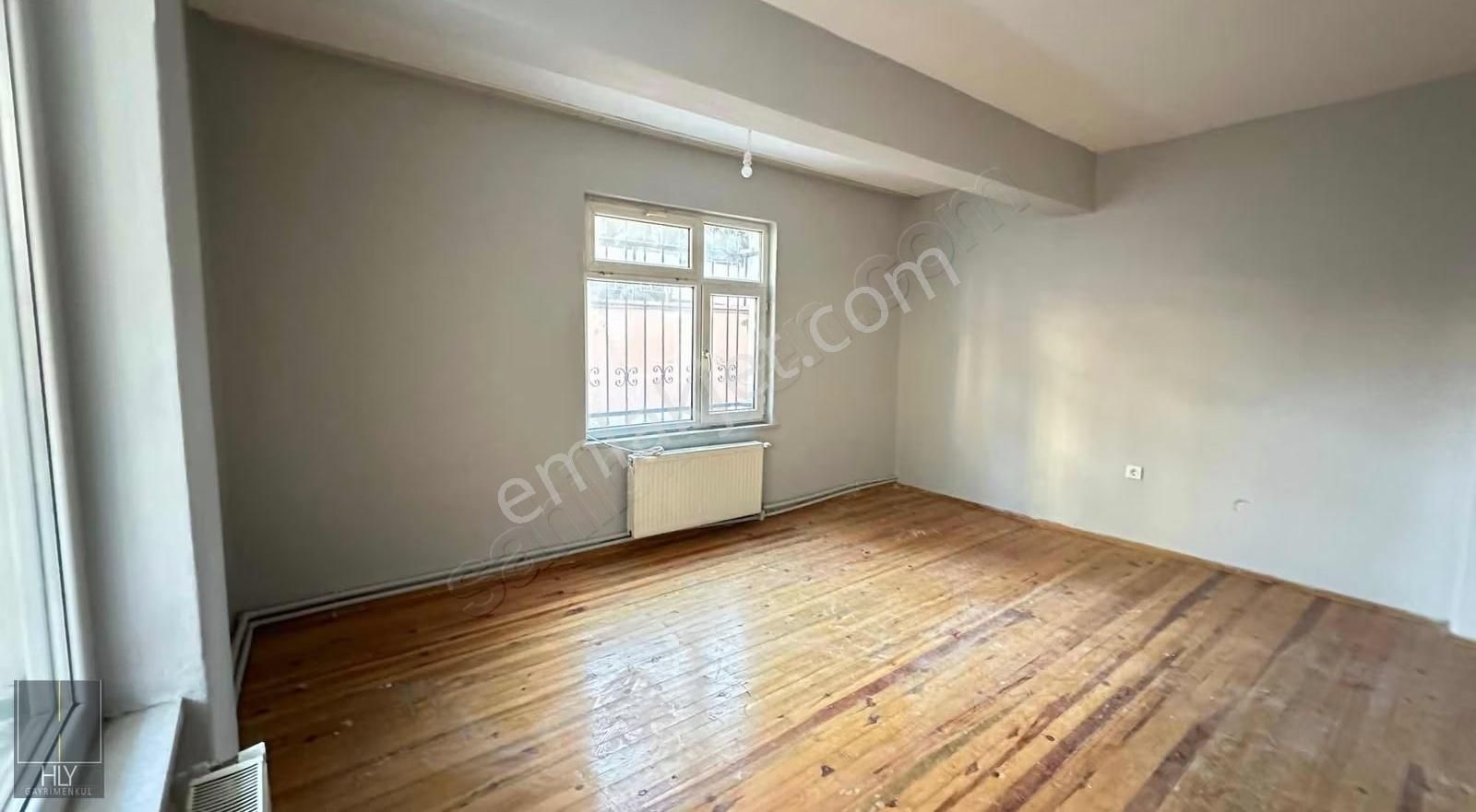 Hly Gayrimenkulden Plevne Mah.de 2+1 Ayrı Mutfak Bodrum Kiralık - Görsel 11