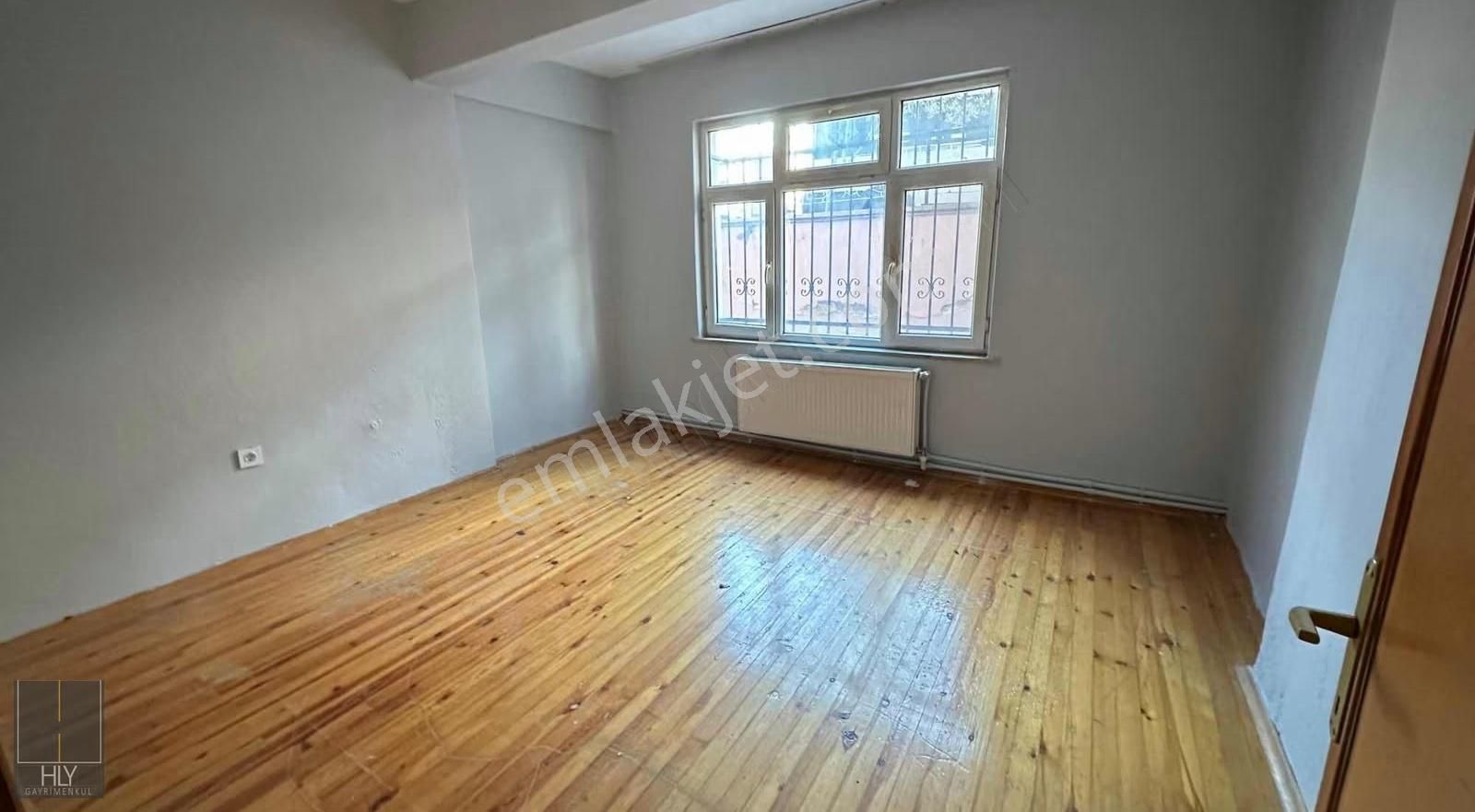 Hly Gayrimenkulden Plevne Mah.de 2+1 Ayrı Mutfak Bodrum Kiralık - Görsel 2