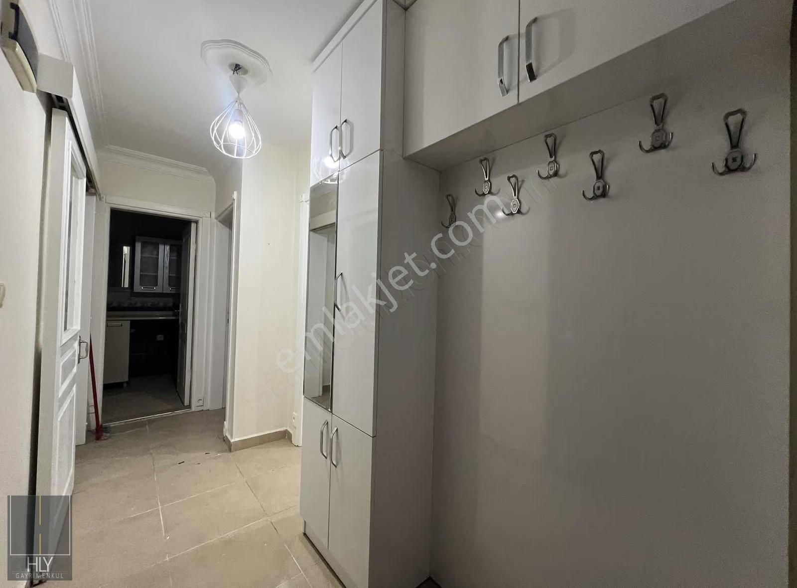 Hly Gayrimenkul'den Alihikmet Paşa Mah.de Kiralık 2+1 Daire - Görsel 5