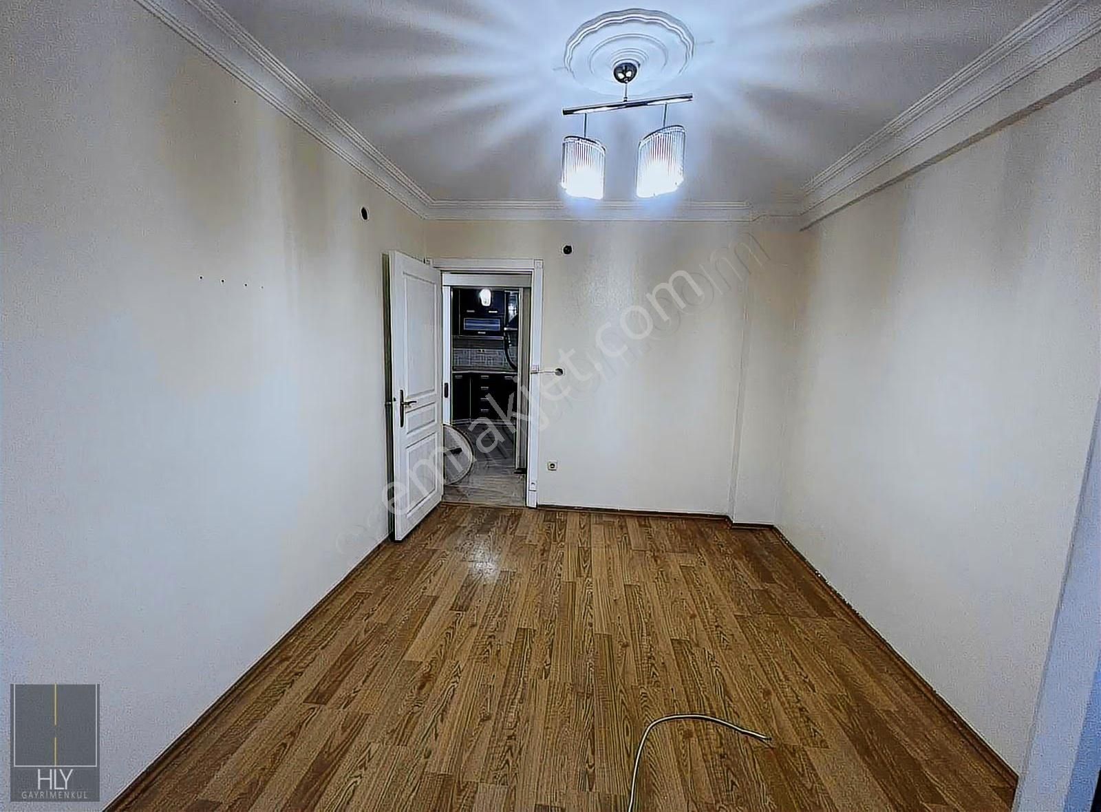 Hly Gayrimenkul'den Alihikmet Paşa Mah.de Kiralık 2+1 Daire - Görsel 10