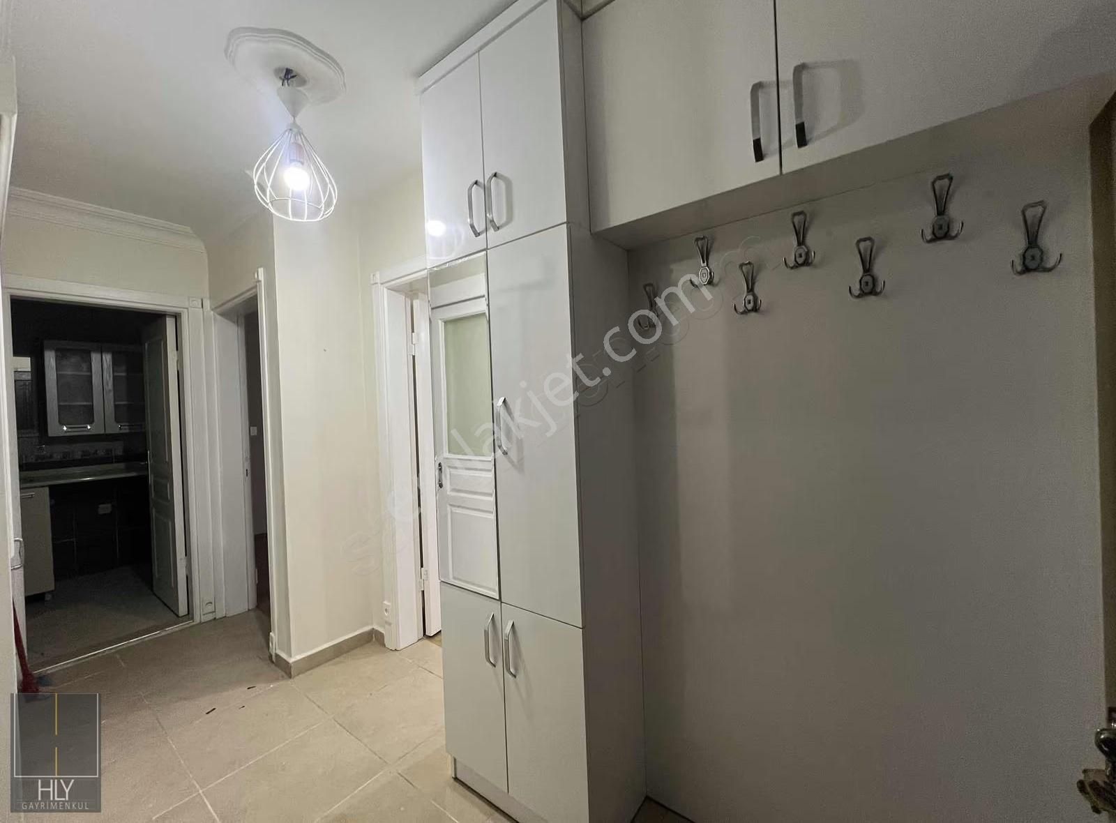 Hly Gayrimenkul'den Alihikmet Paşa Mah.de Kiralık 2+1 Daire - Görsel 14