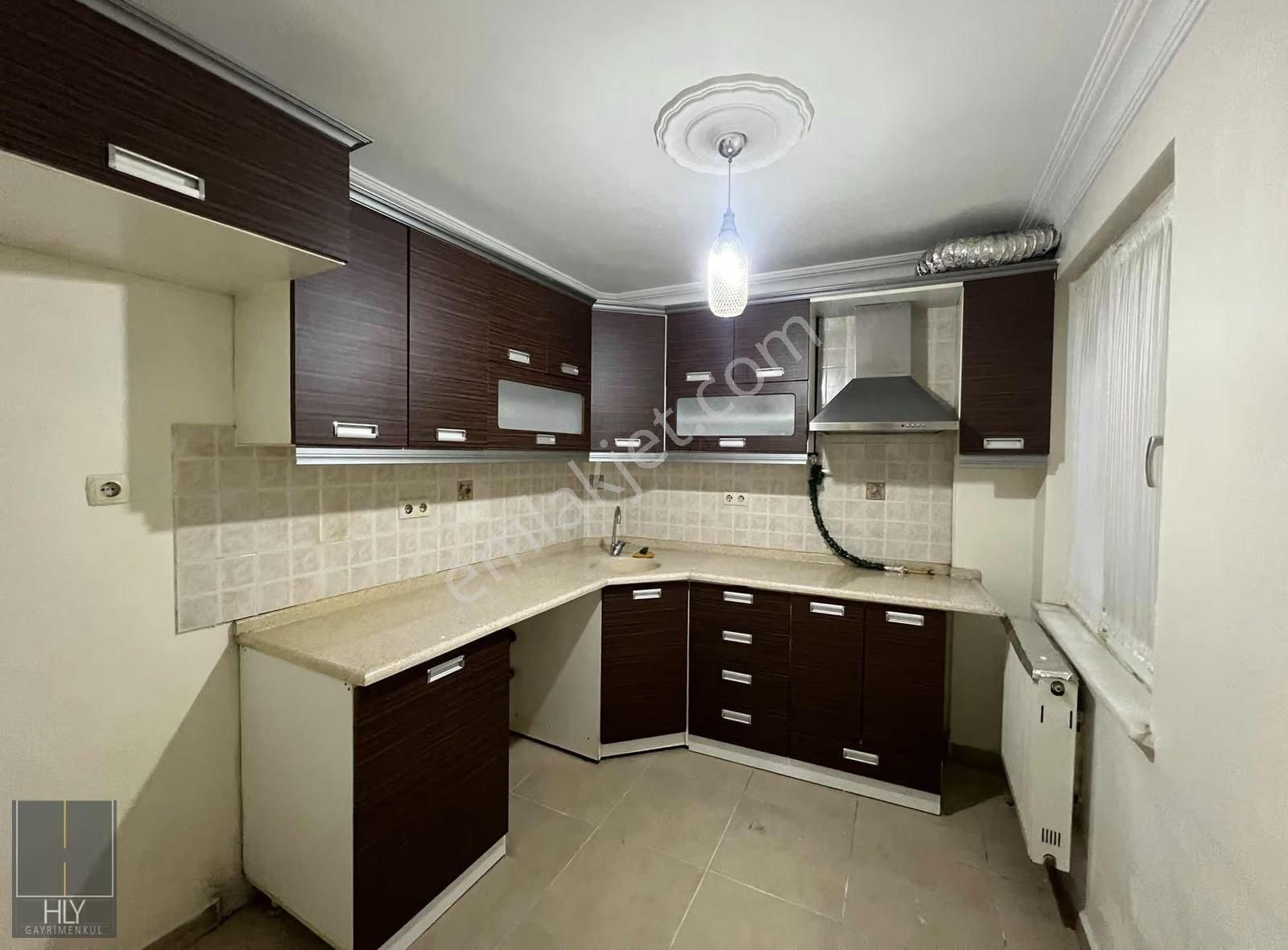 Hly Gayrimenkul'den Alihikmet Paşa Mah.de Kiralık 2+1 Daire - Görsel 20