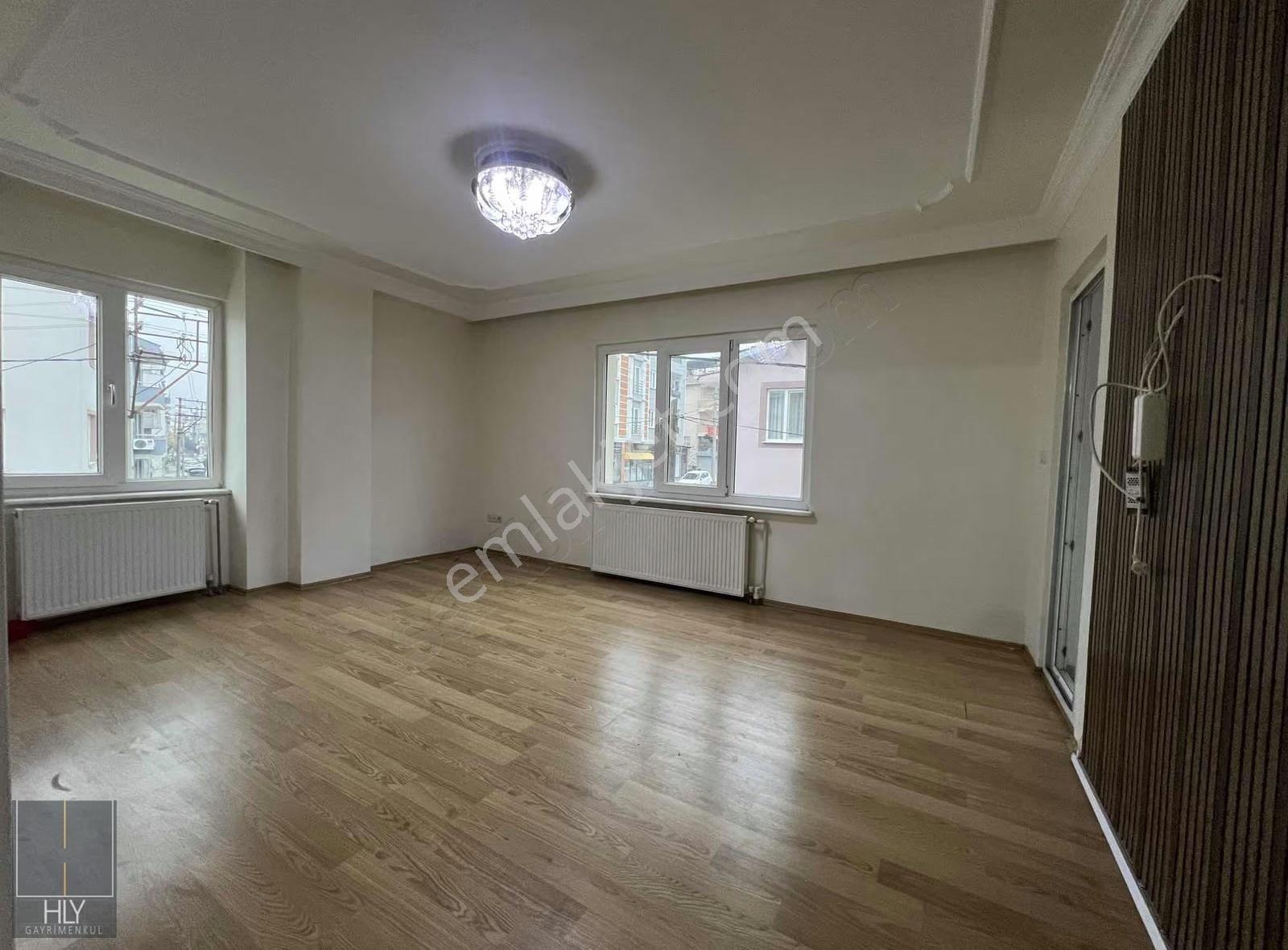Hly Gayrimenkul'den Alihikmet Paşa Mah.de Kiralık 2+1 Daire - Görsel 9