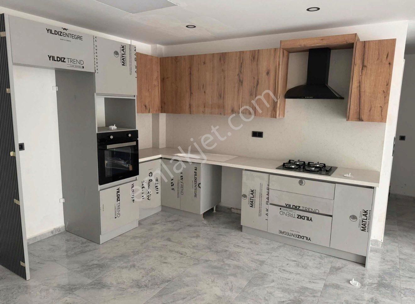 Davutlar'da Denize 800 Metre Mesafe'de 3+1 Lüks Satılık Villa - Görsel 3