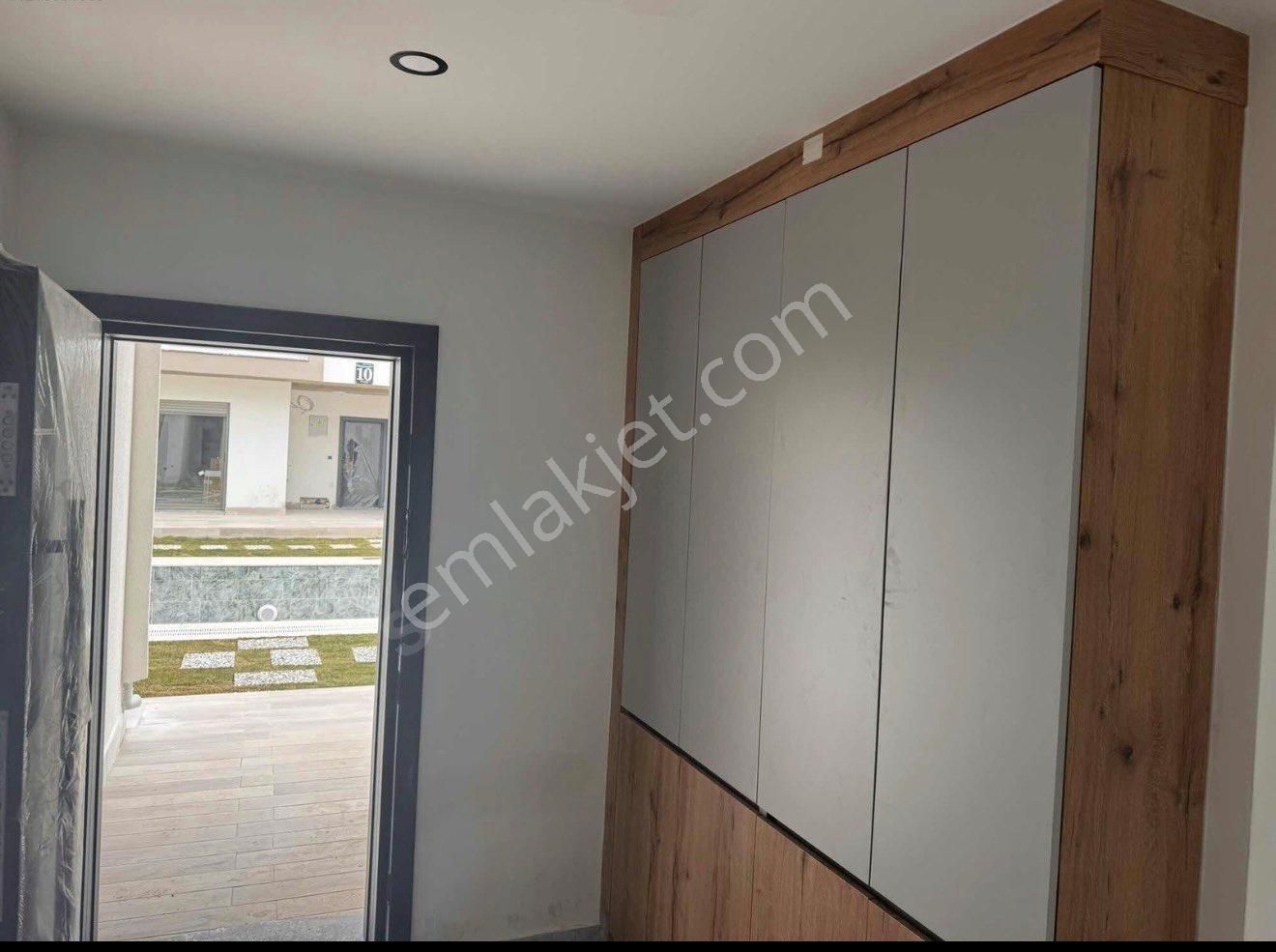 Davutlar'da Denize 800 Metre Mesafe'de 3+1 Lüks Satılık Villa - Görsel 6