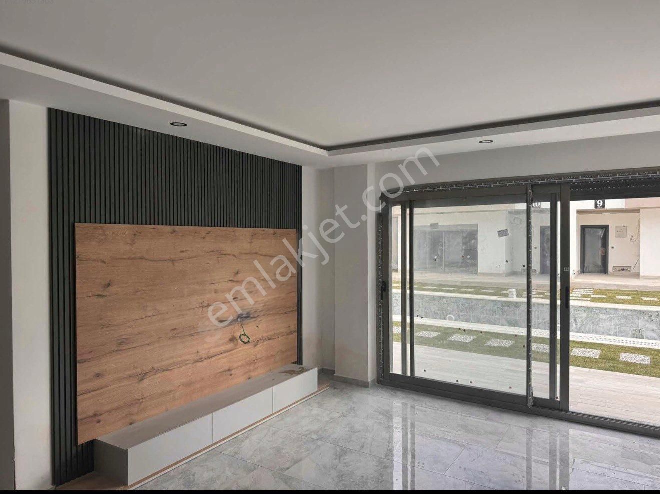 Davutlar'da Denize 800 Metre Mesafe'de 3+1 Lüks Satılık Villa - Görsel 4