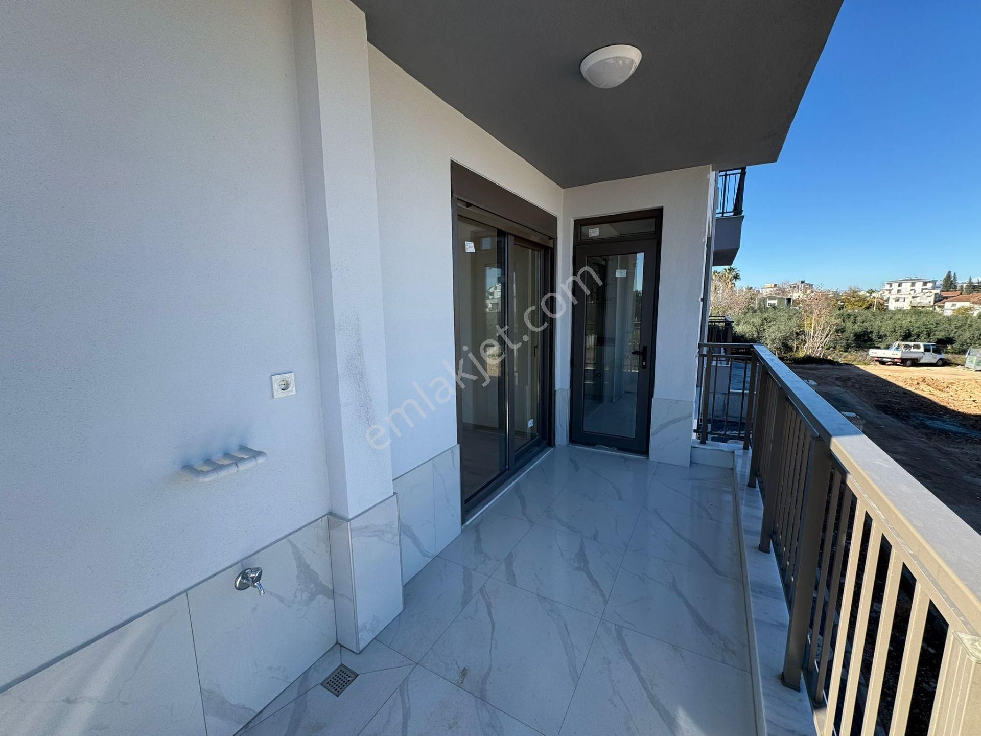 Merkezi Konumda Şık Tasarımlı 2+1 Ayrı Mutfak Daire - Görsel 8