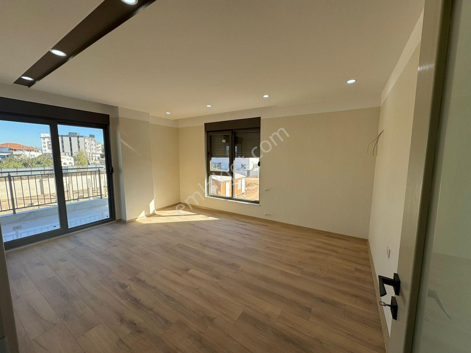 Merkezi Konumda Şık Tasarımlı 2+1 Ayrı Mutfak Daire - Görsel 2