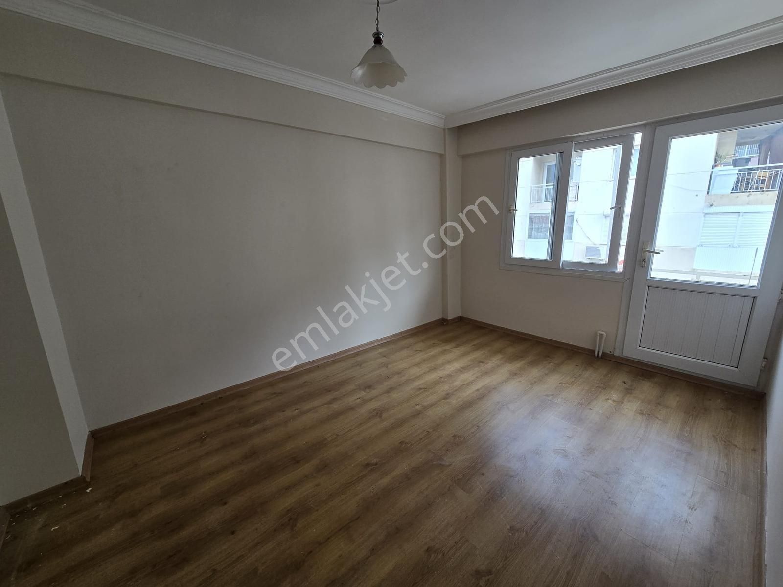 Balçova Eğitim Mahallesinde Otoban Yakını 3+1 Kiralık Daire - Görsel 6