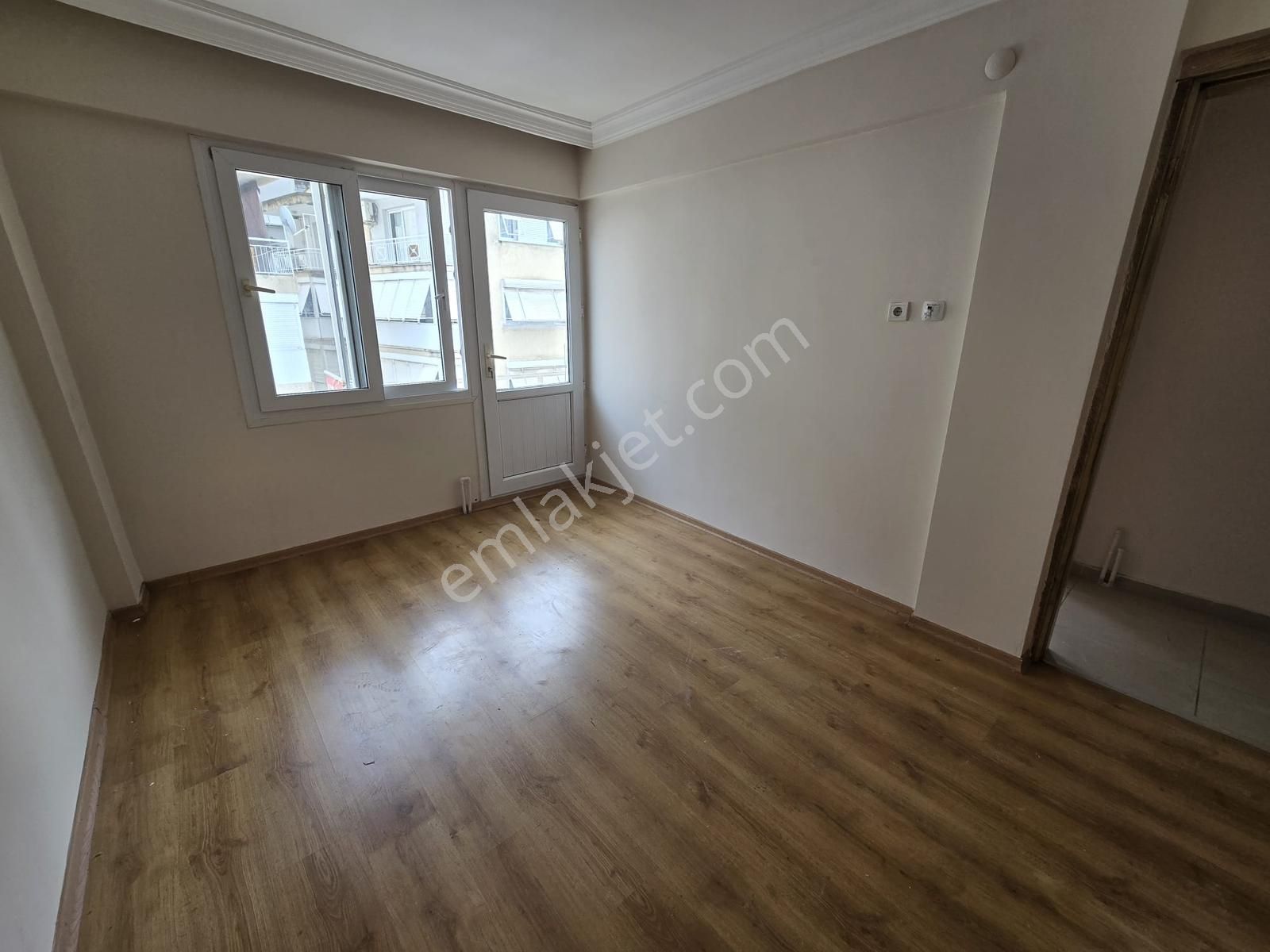 Balçova Eğitim Mahallesinde Otoban Yakını 3+1 Kiralık Daire - Görsel 14