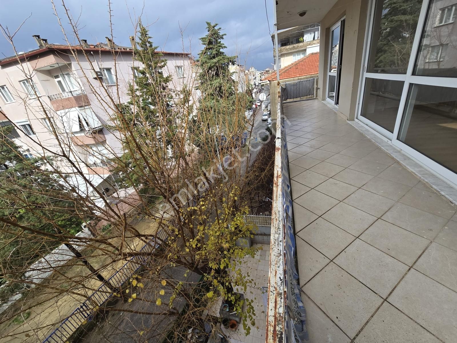 Balçova Eğitim Mahallesinde Otoban Yakını 3+1 Kiralık Daire - Görsel 25