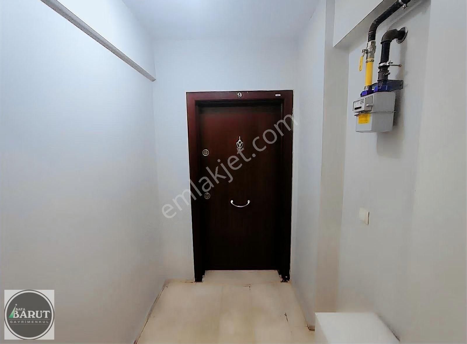 Kapalı Pazar Yeri Altı 3.cü Kat Cam Balkonlu Kiralık 3+1 Daire - Görsel 14