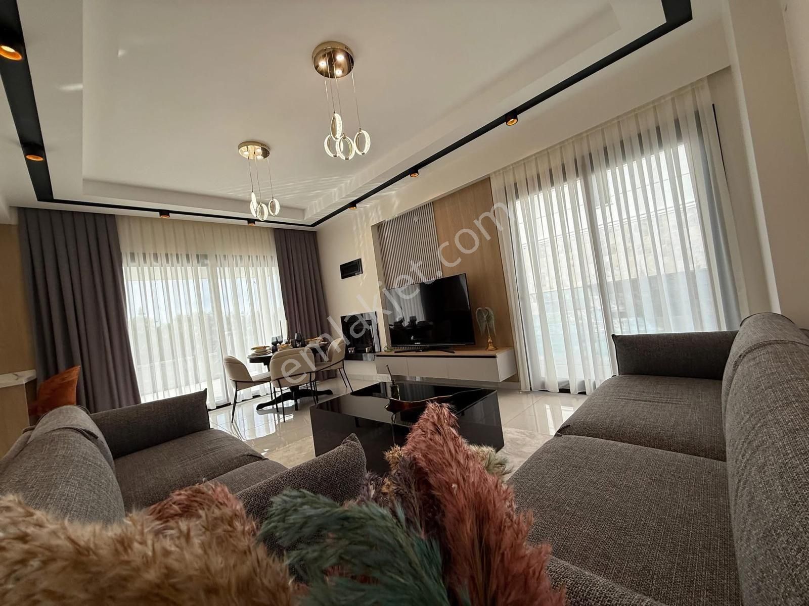 Kuşadası Davutlar Bölgesinde Satılık 3+1 Villa - Görsel 19